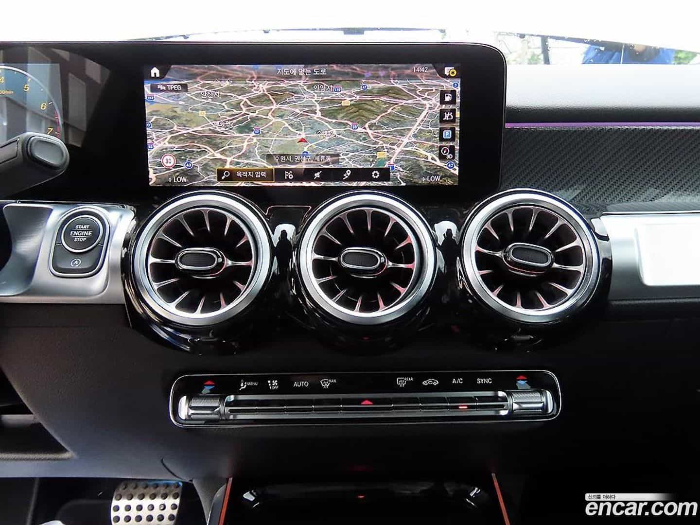 GLB-Class Mercedes-Benz 2022.5-OPTION-017