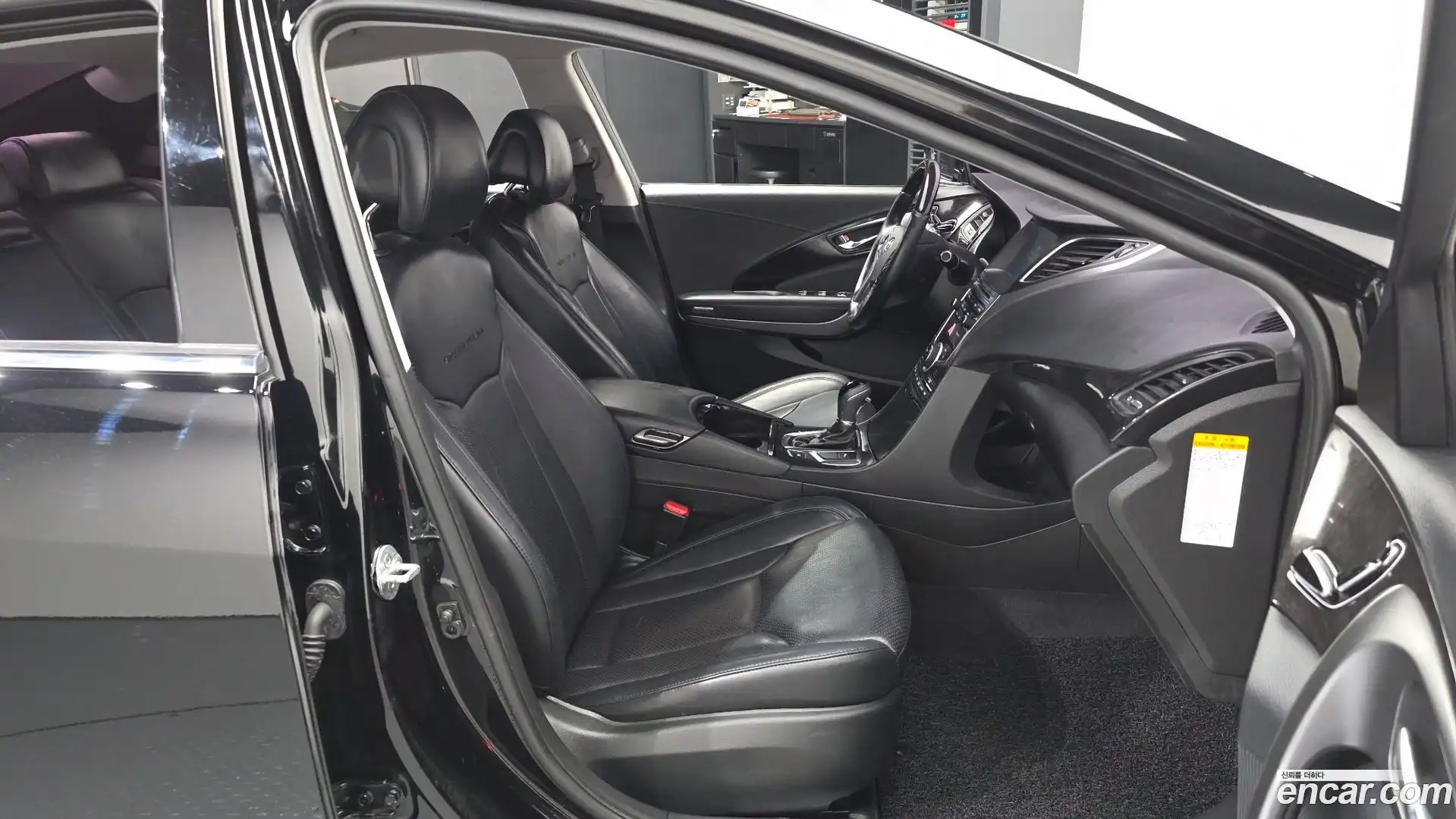 Grandeur Hyundai 2015.9-OPTION-015