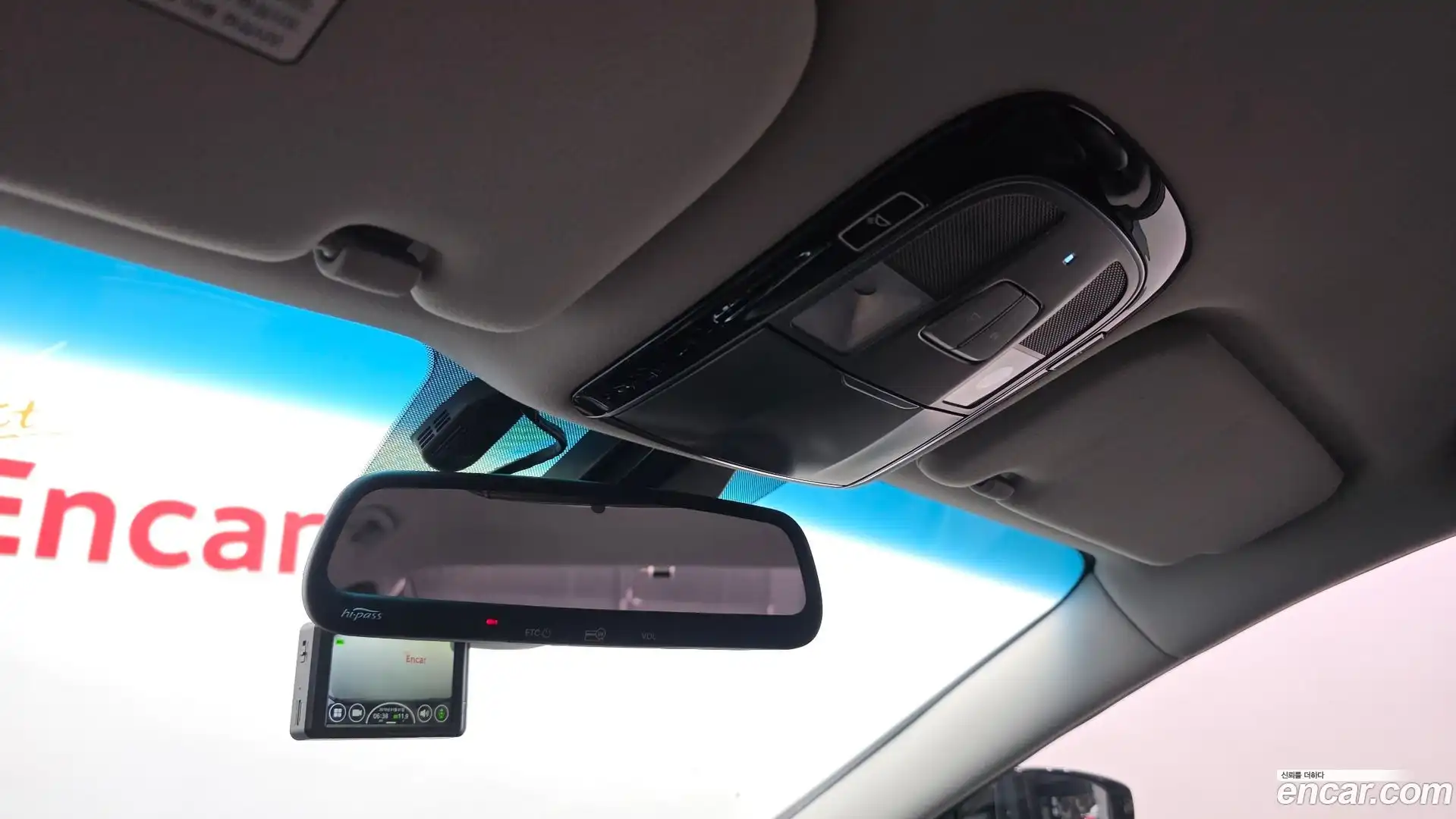 Grandeur Hyundai 2015.9-OPTION-022