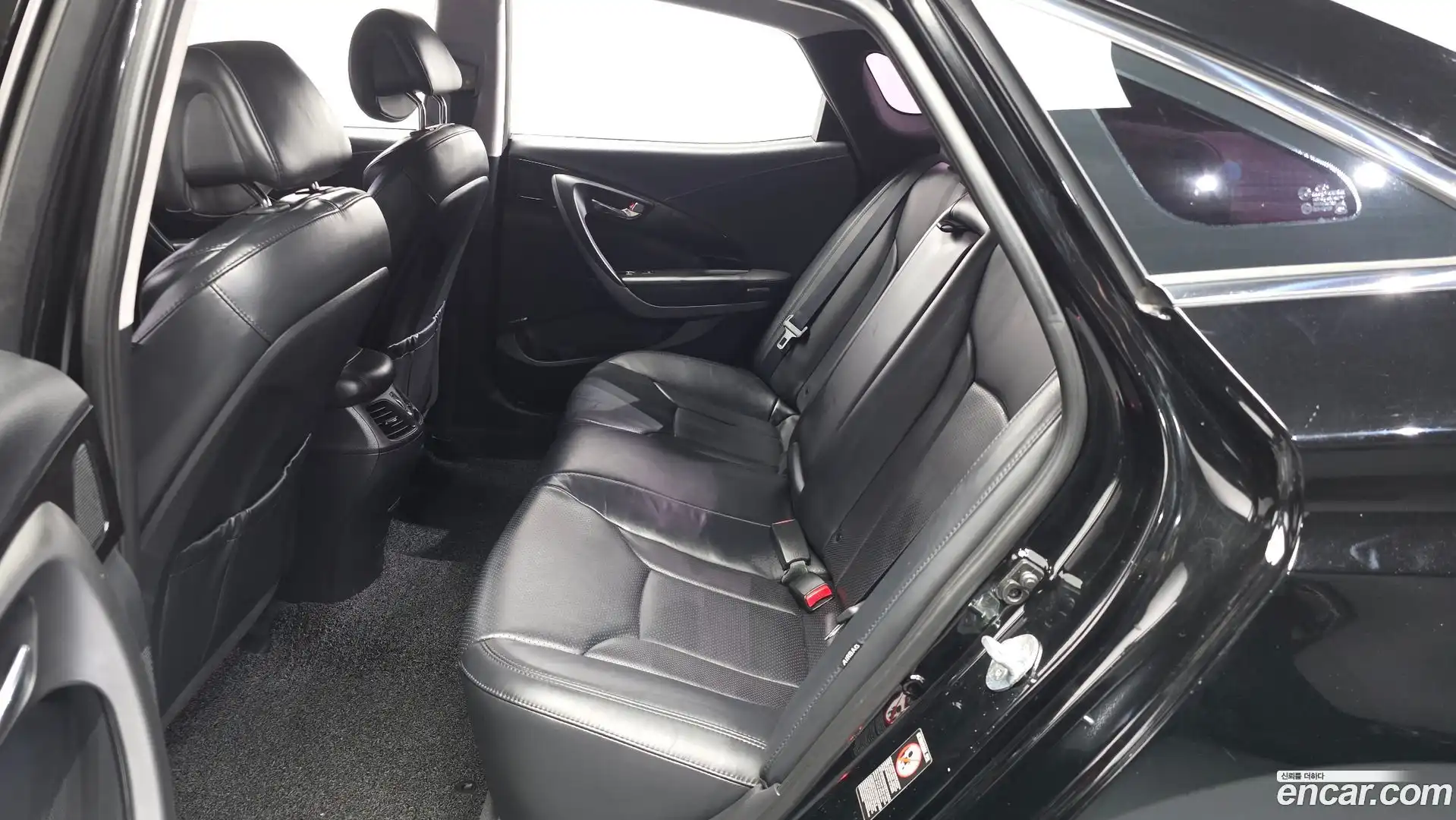 Grandeur Hyundai 2015.9-INNER-036