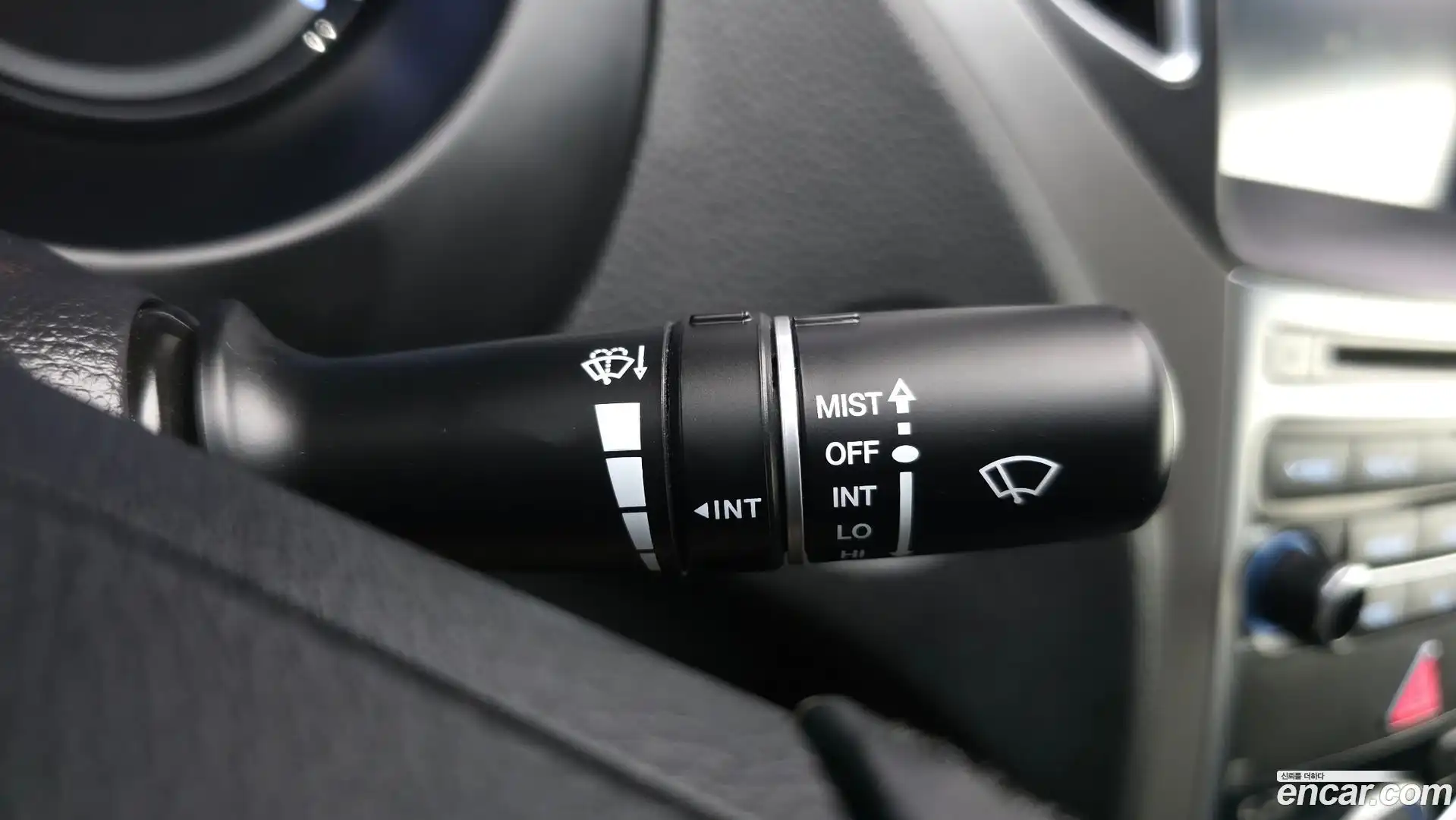 Grandeur Hyundai 2015.9-OPTION-040