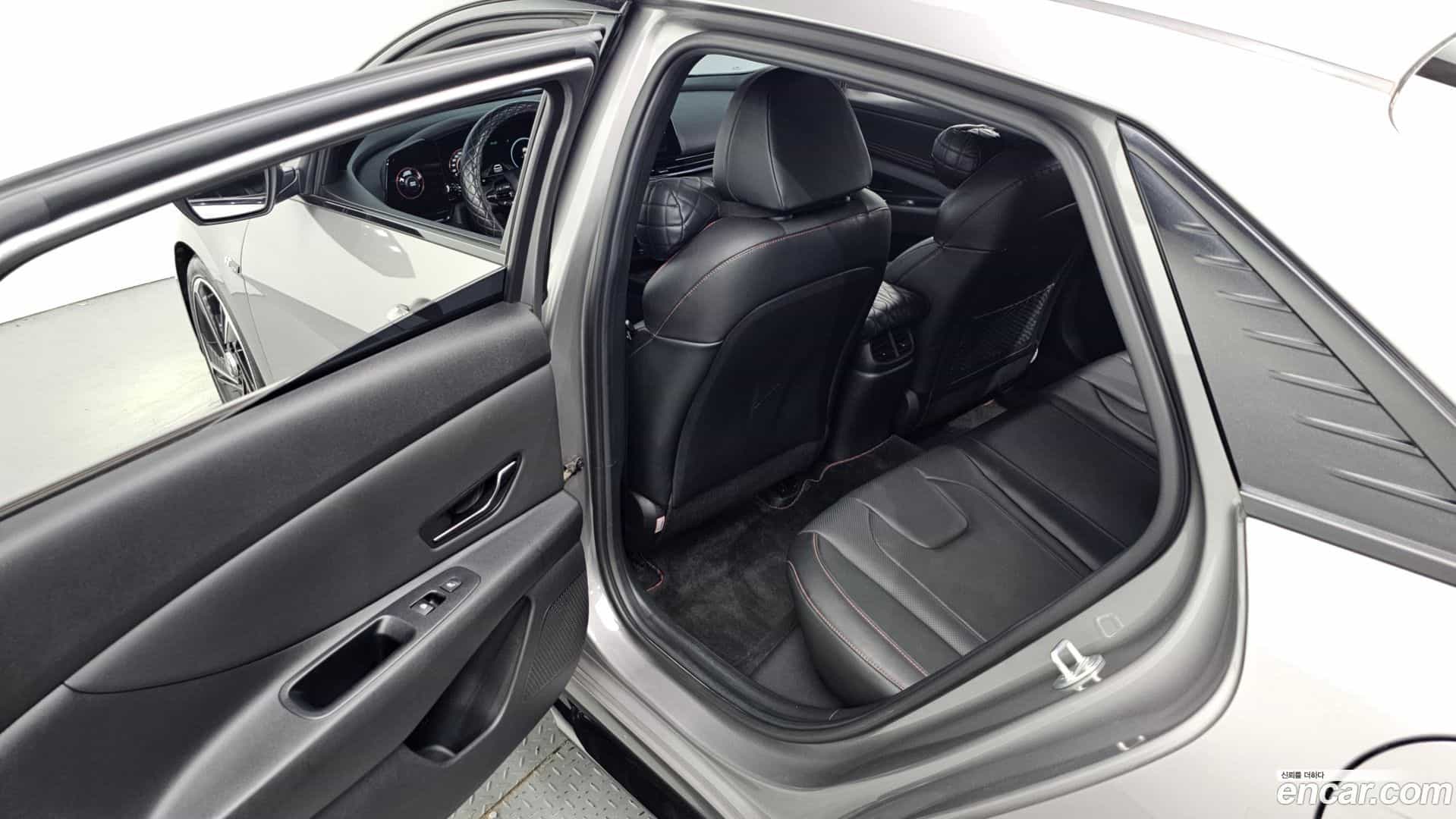 AVANTE Hyundai 2021.7-OPTION-015