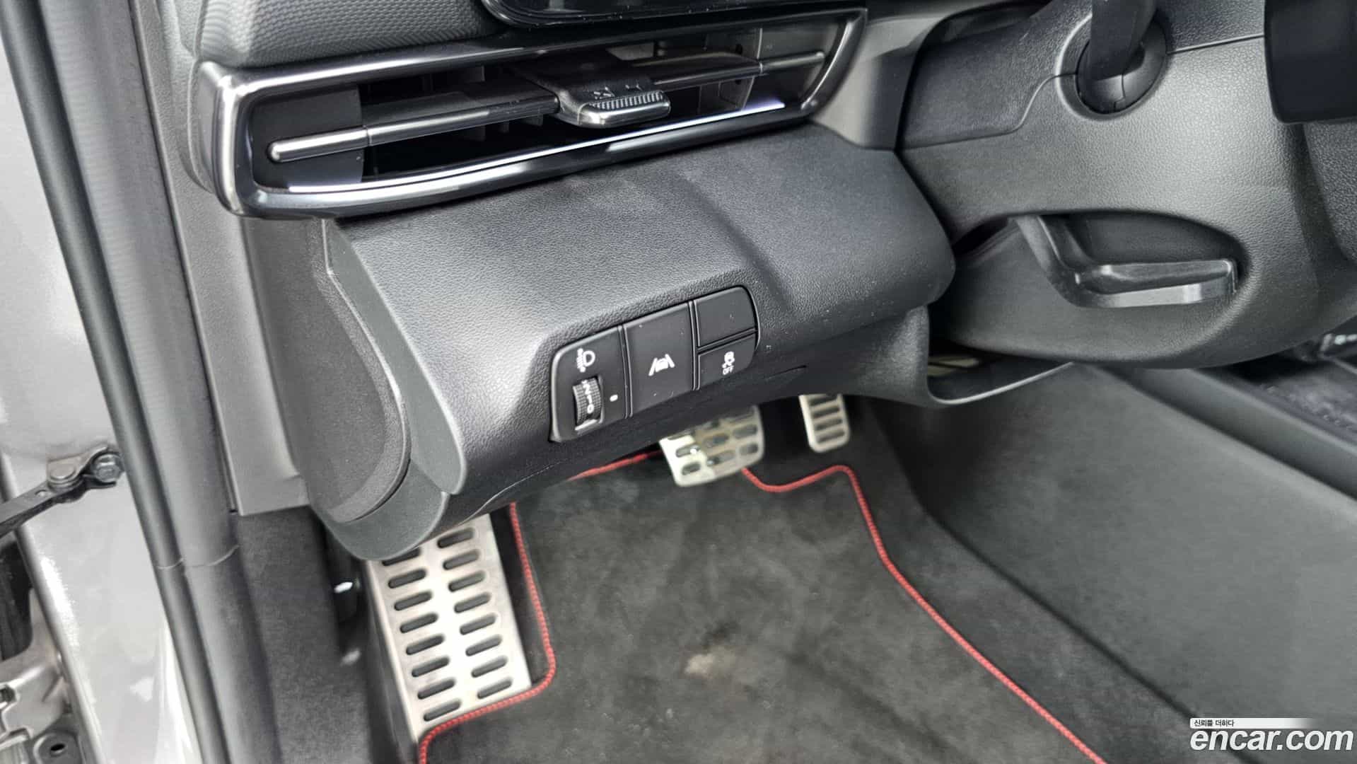 AVANTE Hyundai 2021.7-OPTION-024