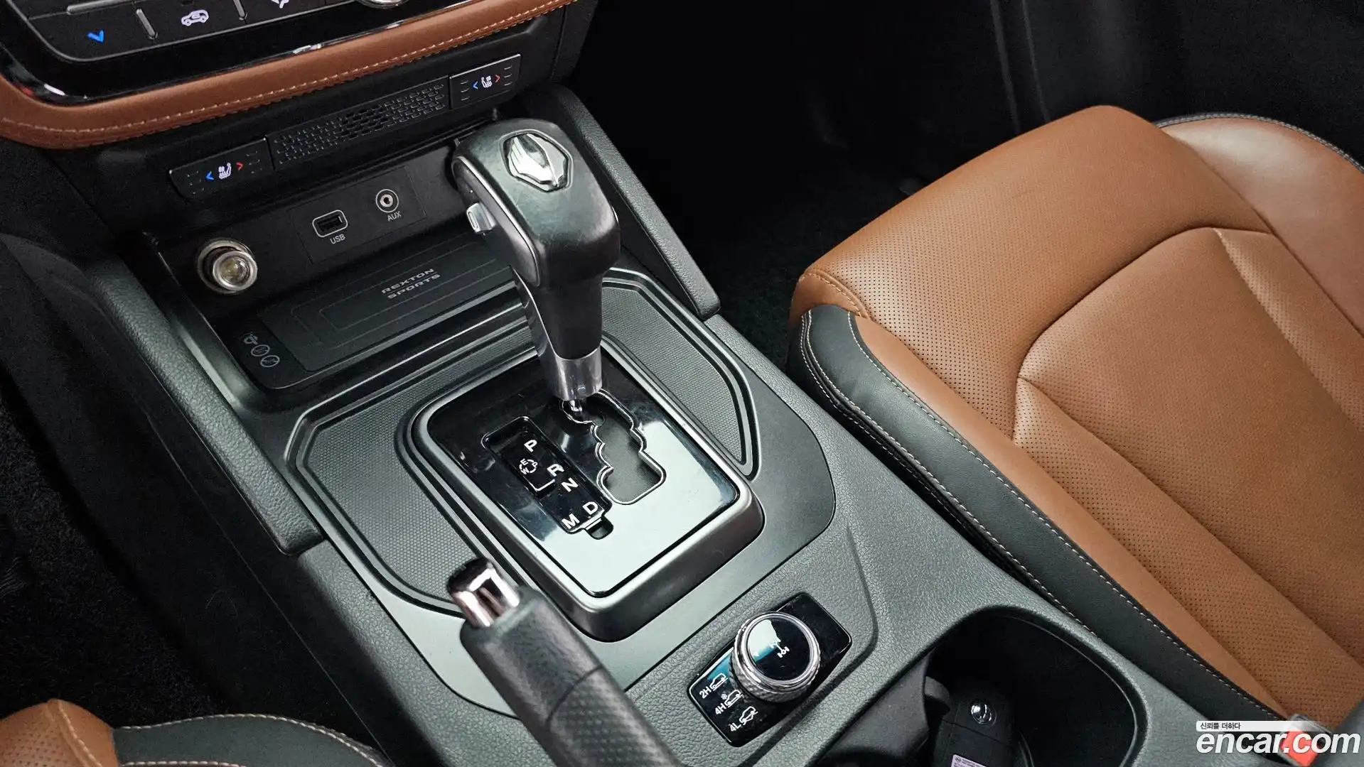 Rexton KG Mobility 2019.9-INNER-009