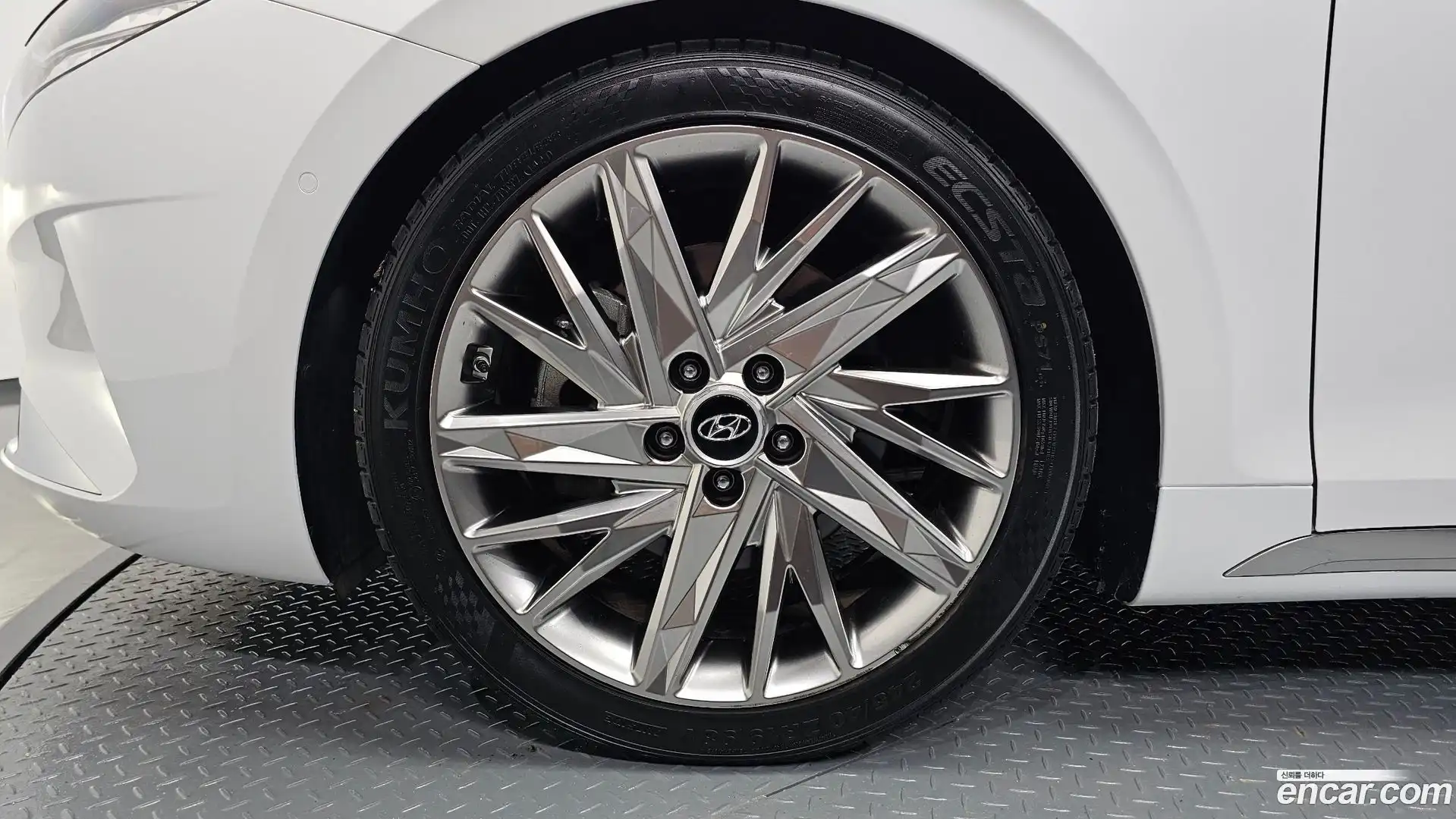 Grandeur Hyundai 2022.2-OUTER-005