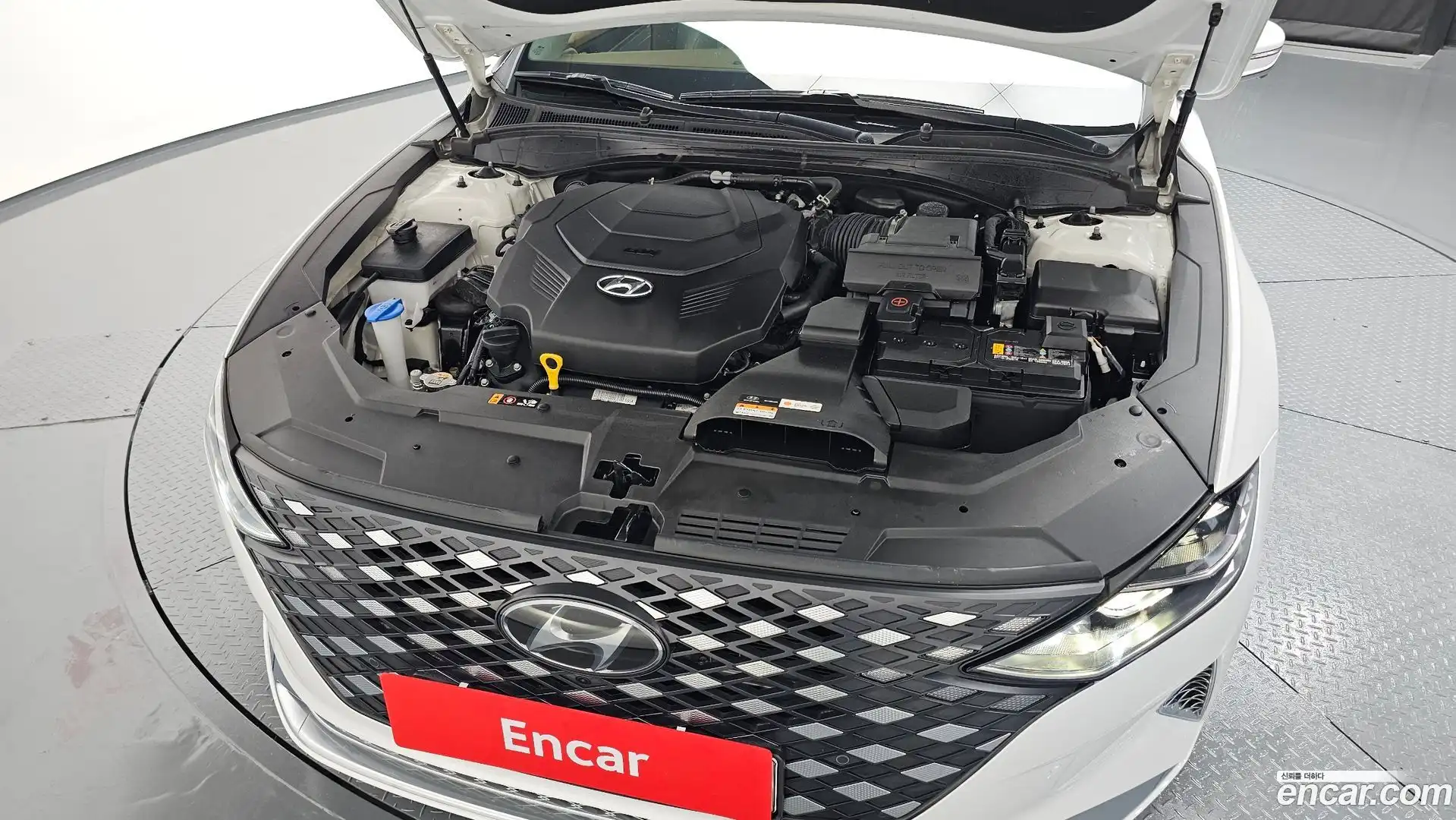 Grandeur Hyundai 2022.2-OUTER-006