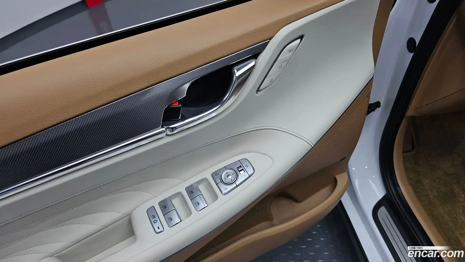 Grandeur Hyundai 2022.2-OPTION-043