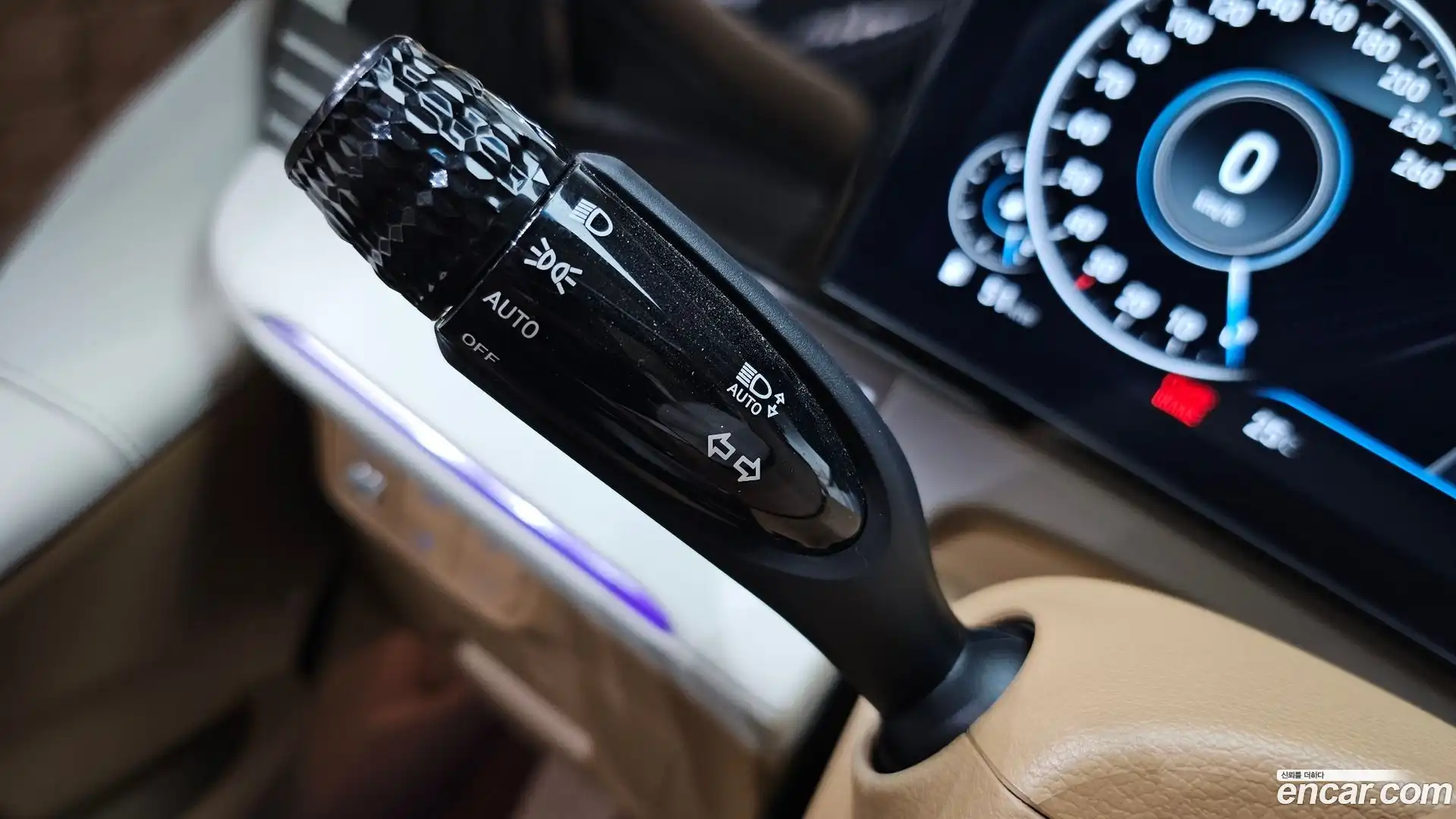 Grandeur Hyundai 2022.2-OPTION-044