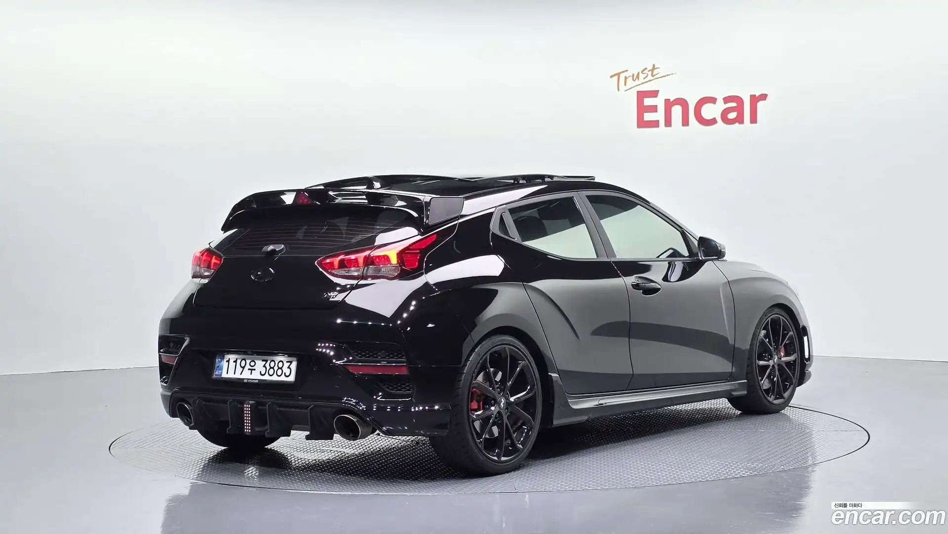 Veloster Hyundai 2021.4-OUTER-002