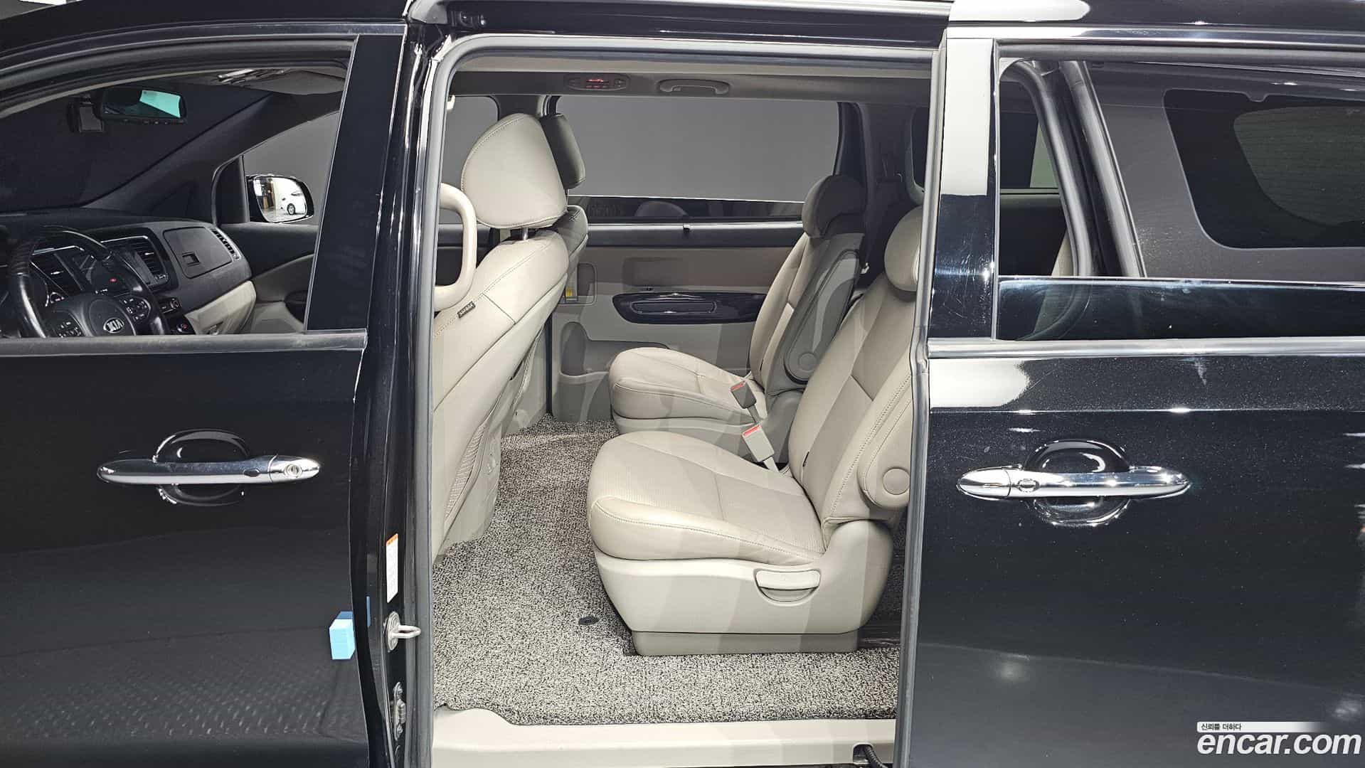 Canival Kia 2019.8-OPTION-016