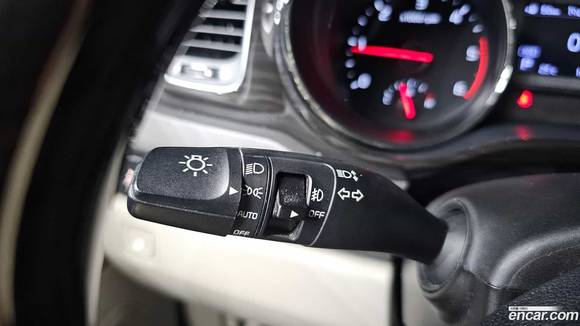 Canival Kia 2019.8-OPTION-041
