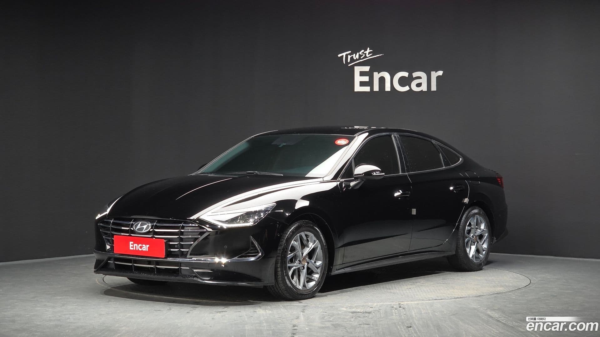 Main__Slider__Photo:Sonata Hyundai 2019.6-0