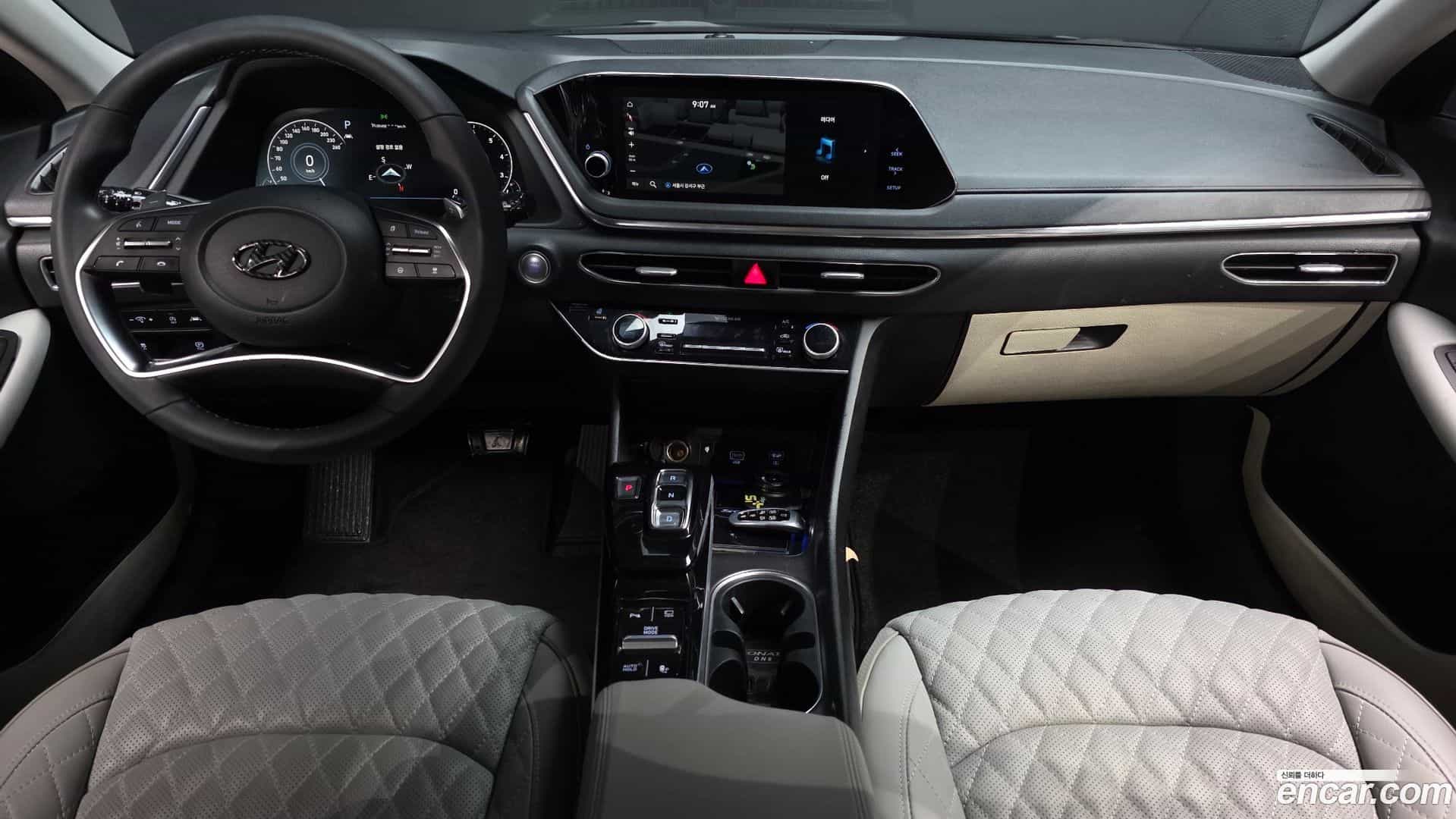 Sonata Hyundai 2019.6-INNER-007