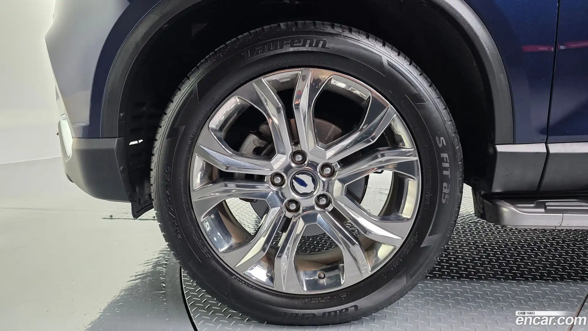 Rexton KG Mobility 2018.10-OUTER-005