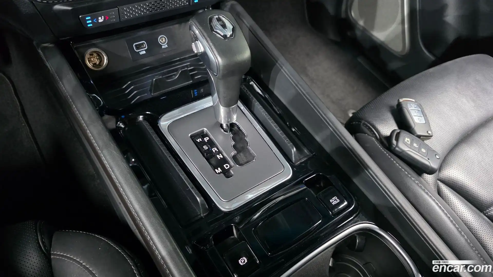 Rexton KG Mobility 2018.10-INNER-009