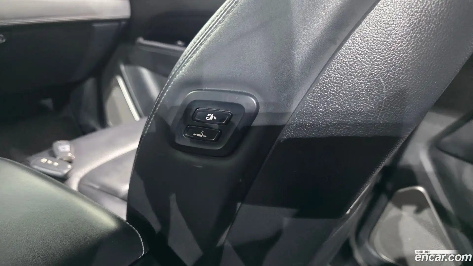 Rexton KG Mobility 2018.10-OPTION-041