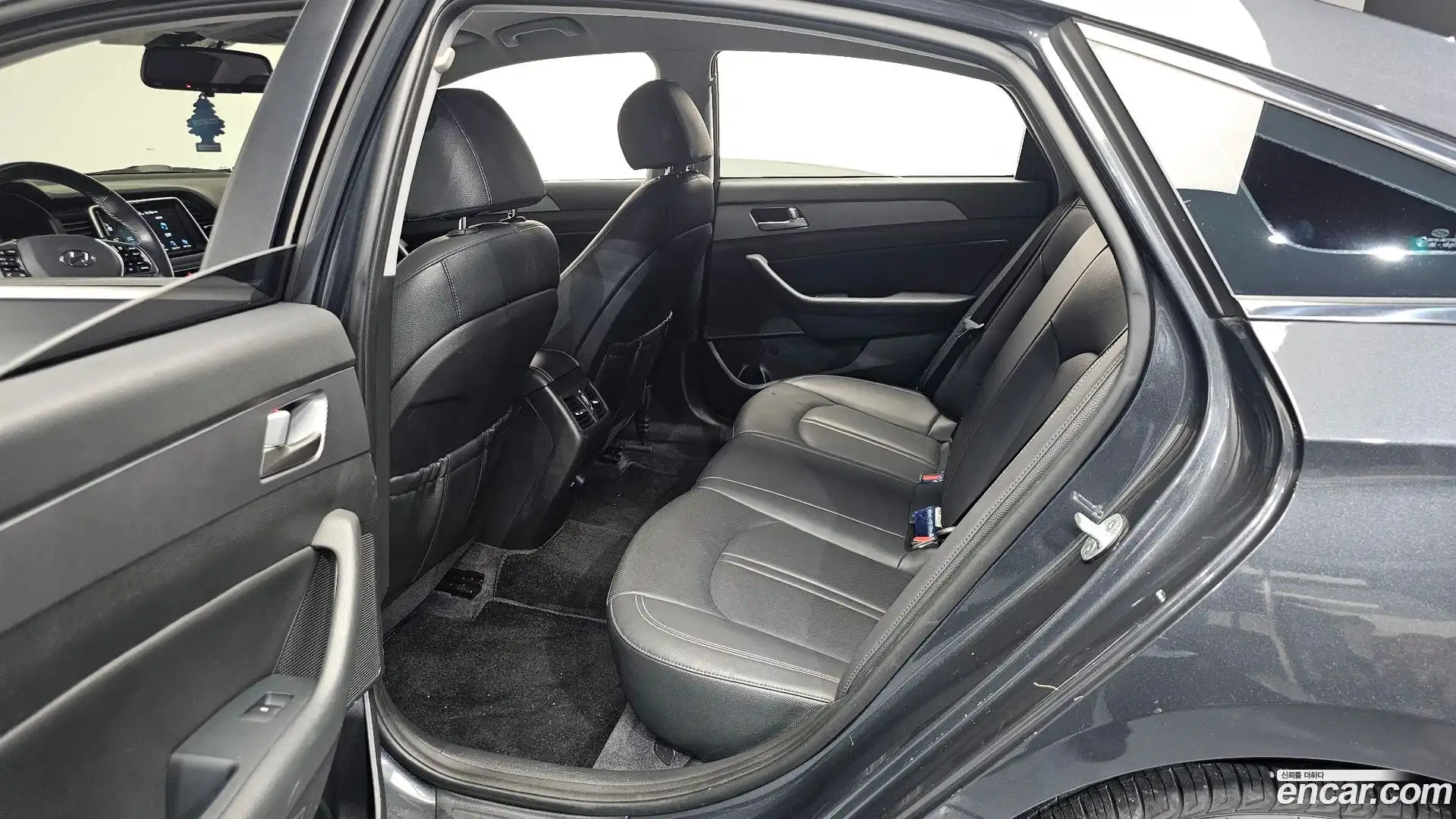Sonata Hyundai 2019.1-OPTION-015