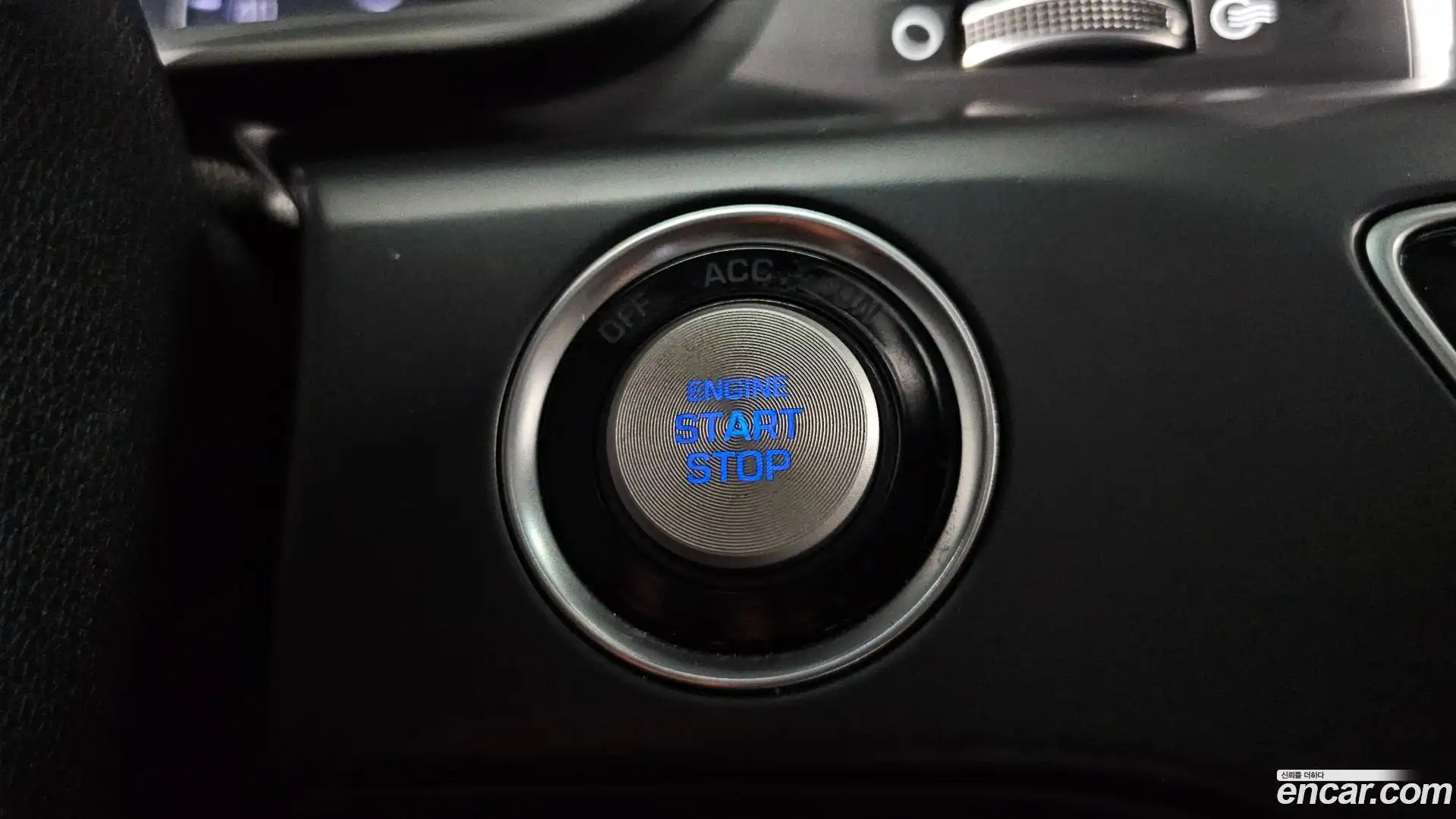 Sonata Hyundai 2019.1-OPTION-040