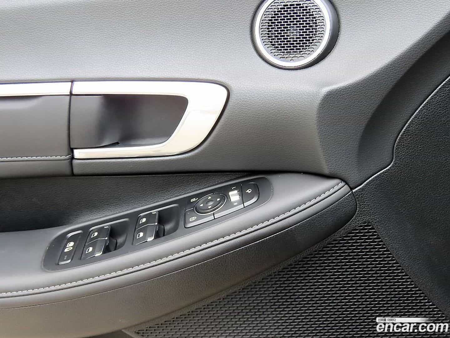 Sonata Hyundai 2022.8-OPTION-015
