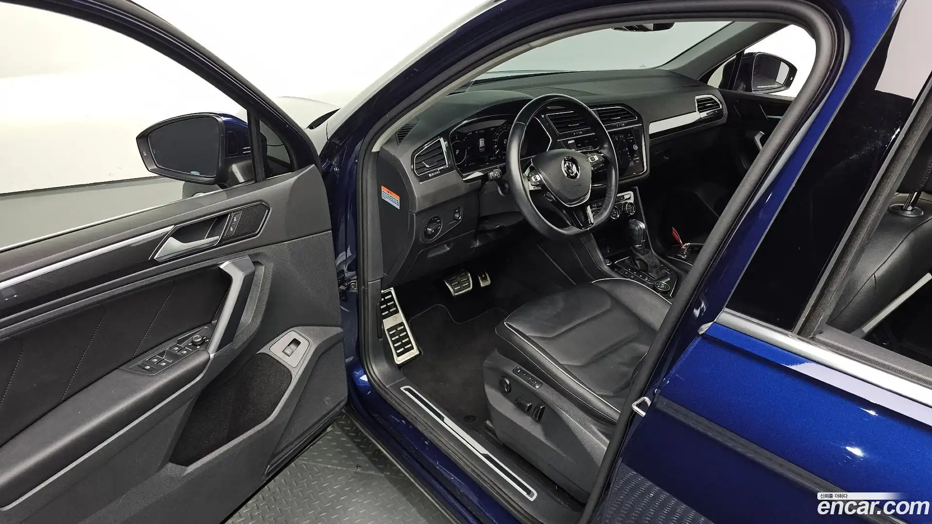 Tiguan Volkswagen 2018.6-OPTION-015