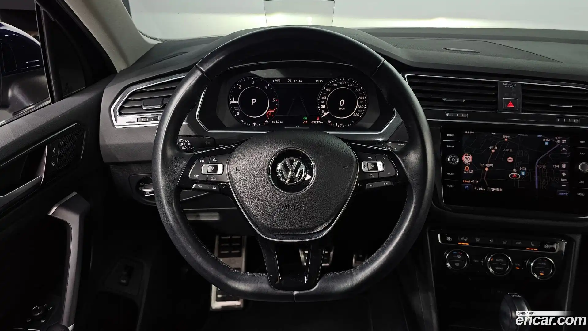 Tiguan Volkswagen 2018.6-OPTION-017