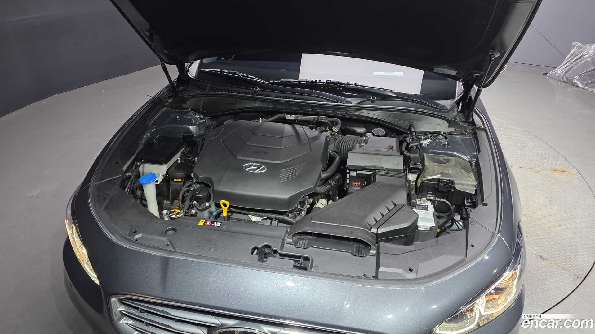 Grandeur Hyundai 2018.5-OUTER-006