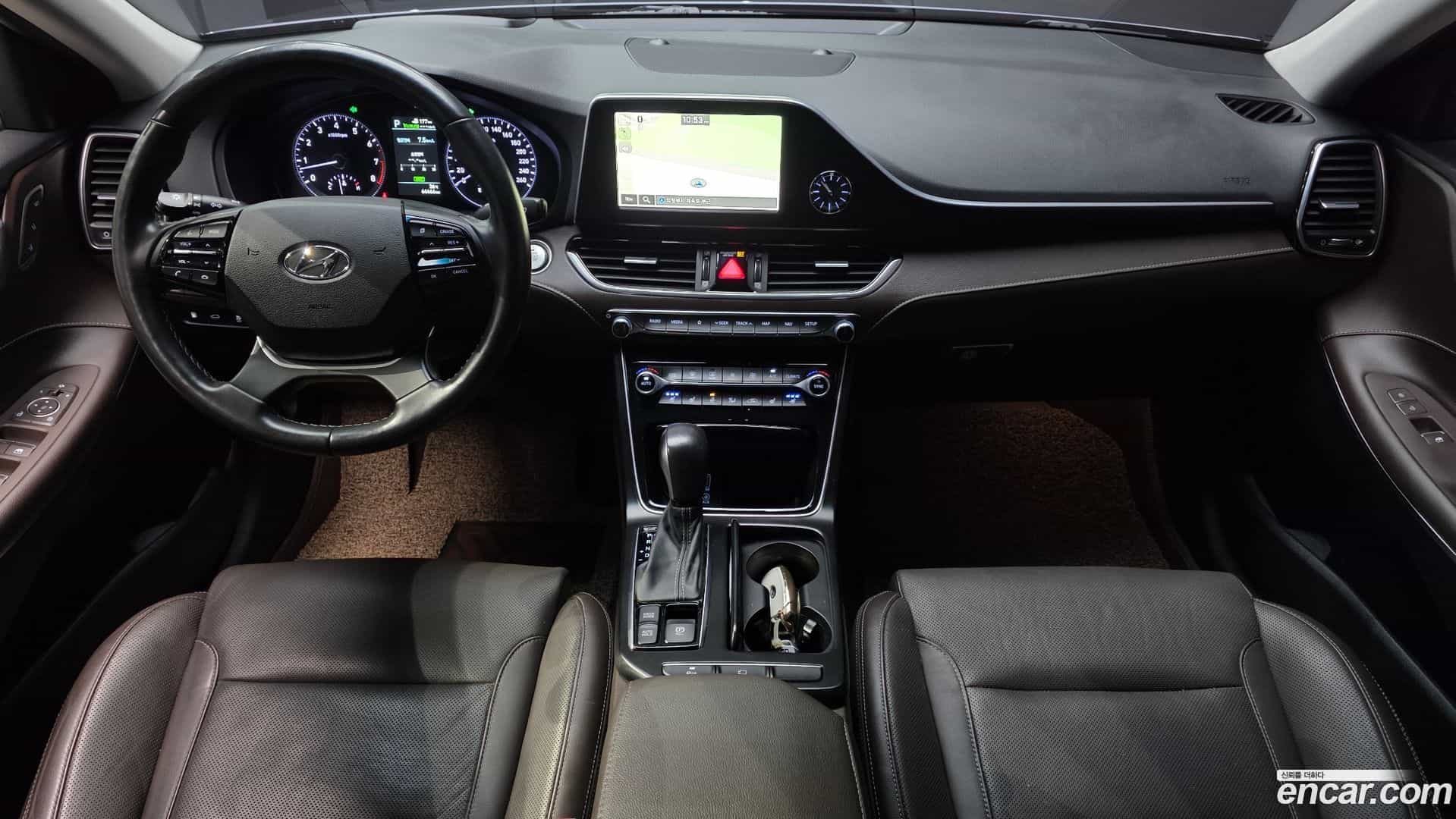 Grandeur Hyundai 2018.5-INNER-007