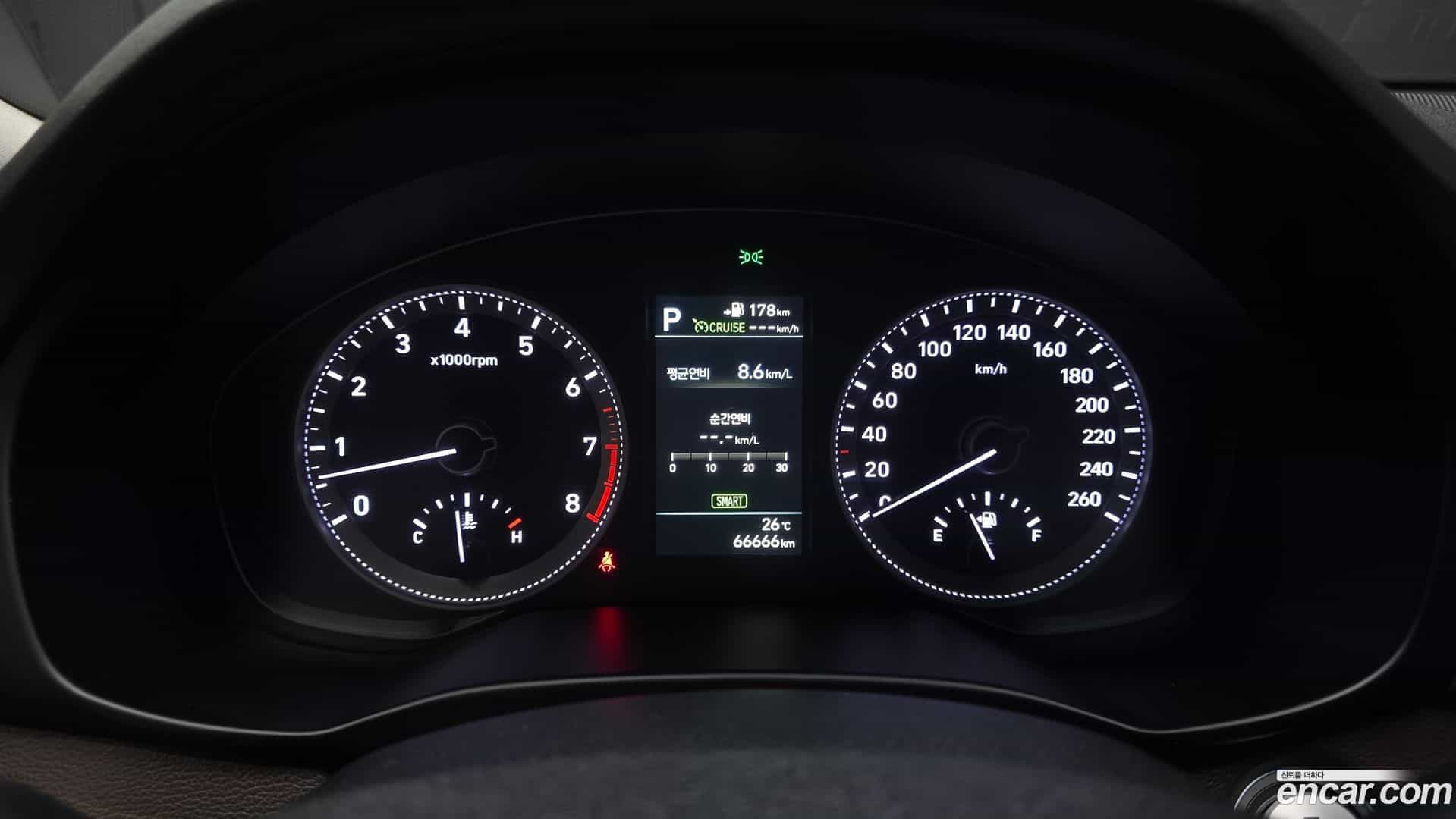 Grandeur Hyundai 2018.5-INNER-008