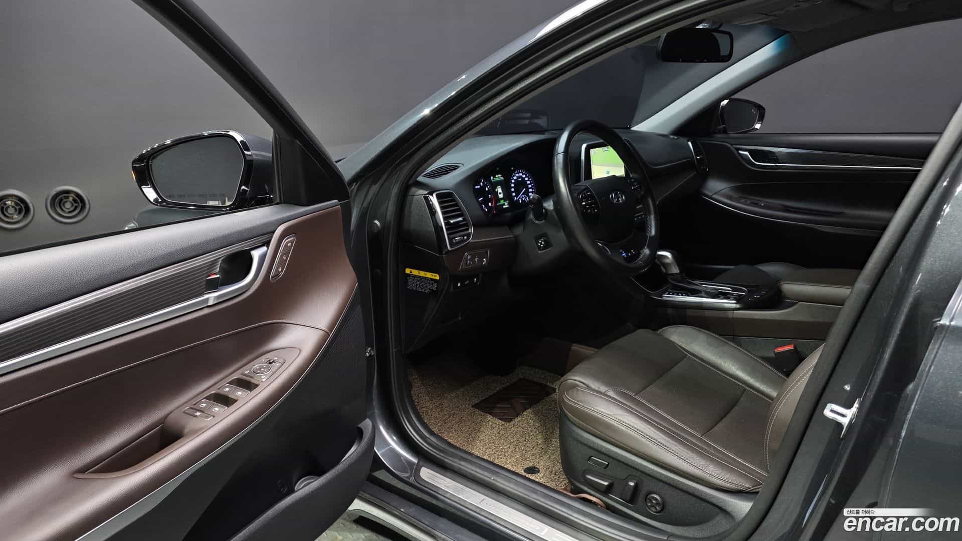 Grandeur Hyundai 2018.5-INNER-010