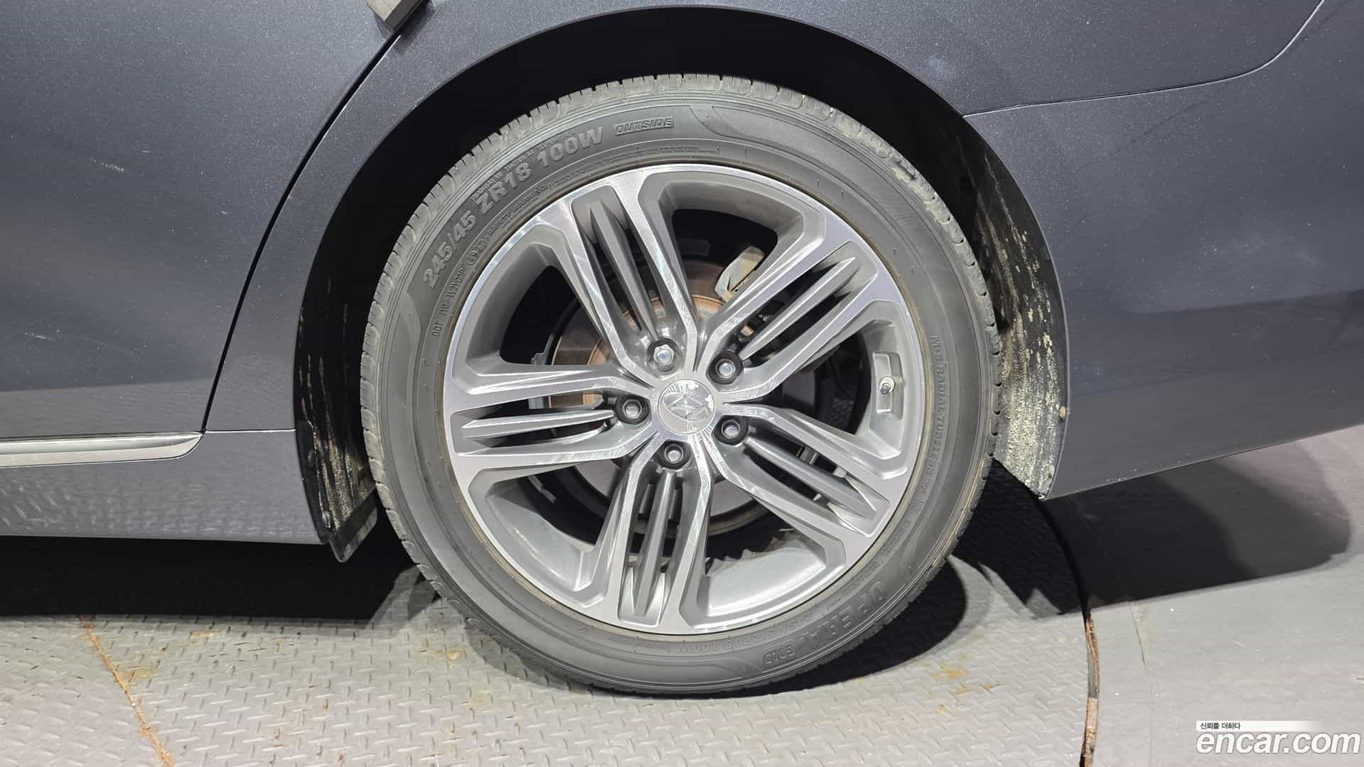 Grandeur Hyundai 2018.5-OUTER-031