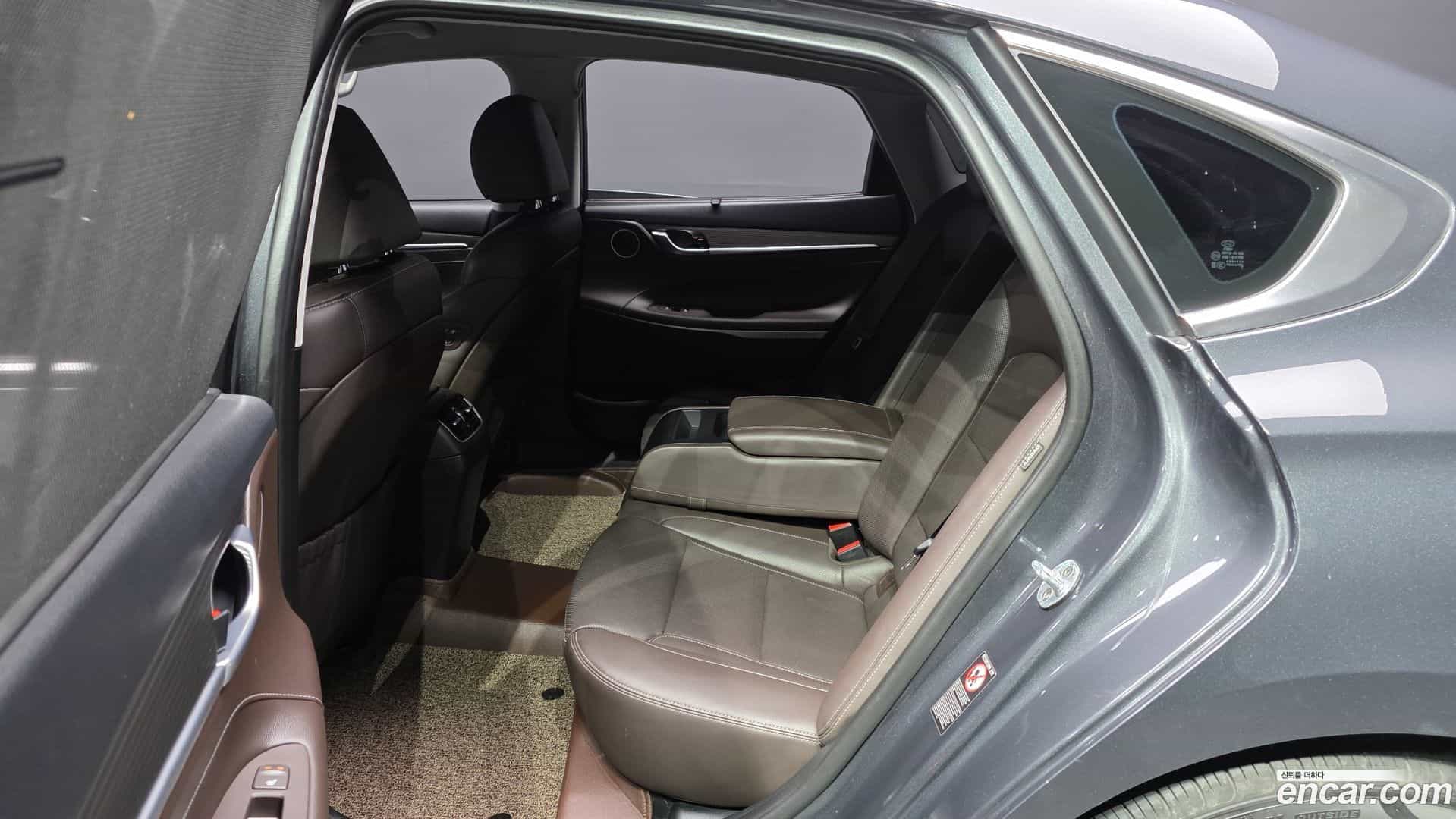 Grandeur Hyundai 2018.5-INNER-036