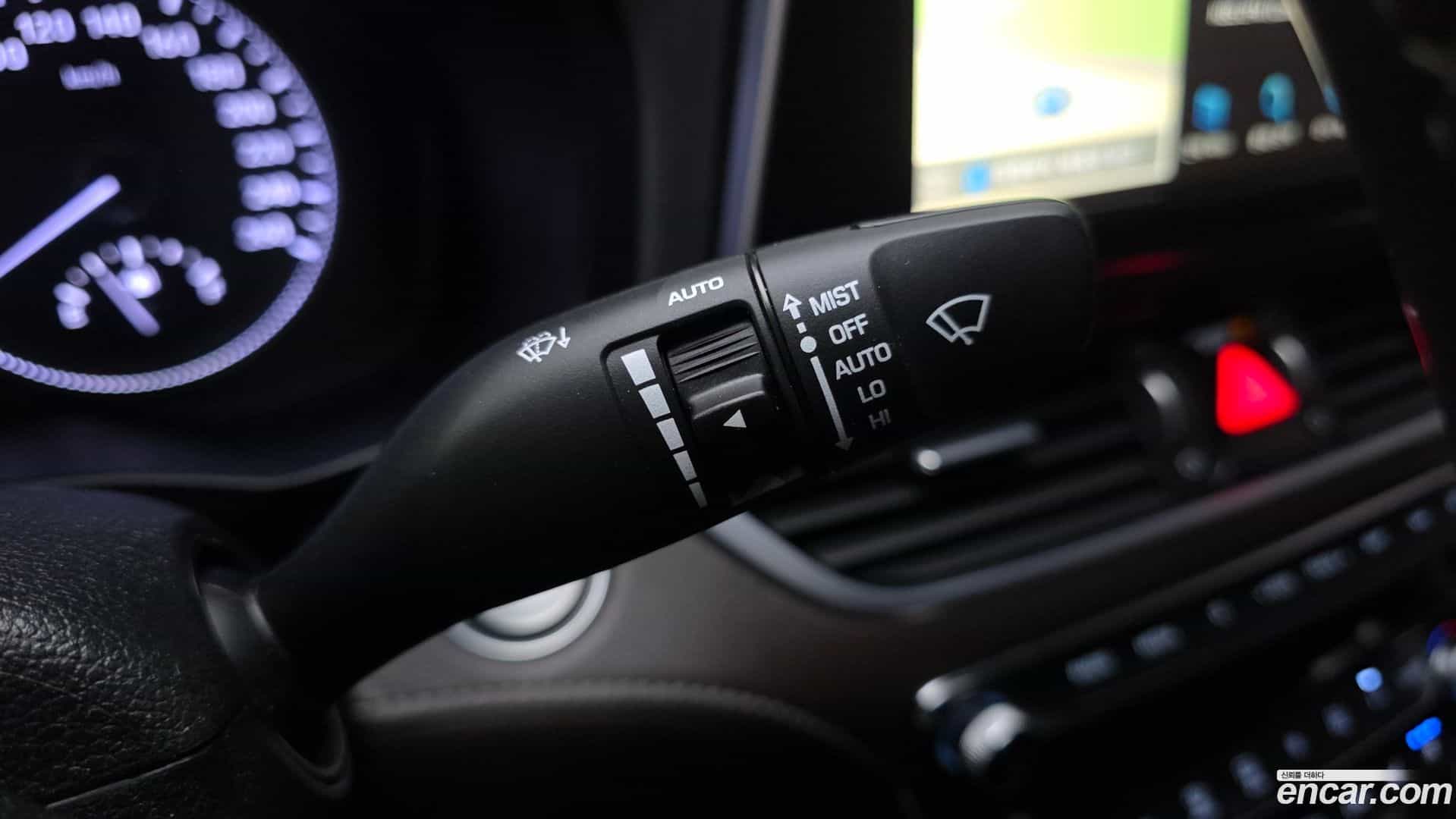 Grandeur Hyundai 2018.5-OPTION-040