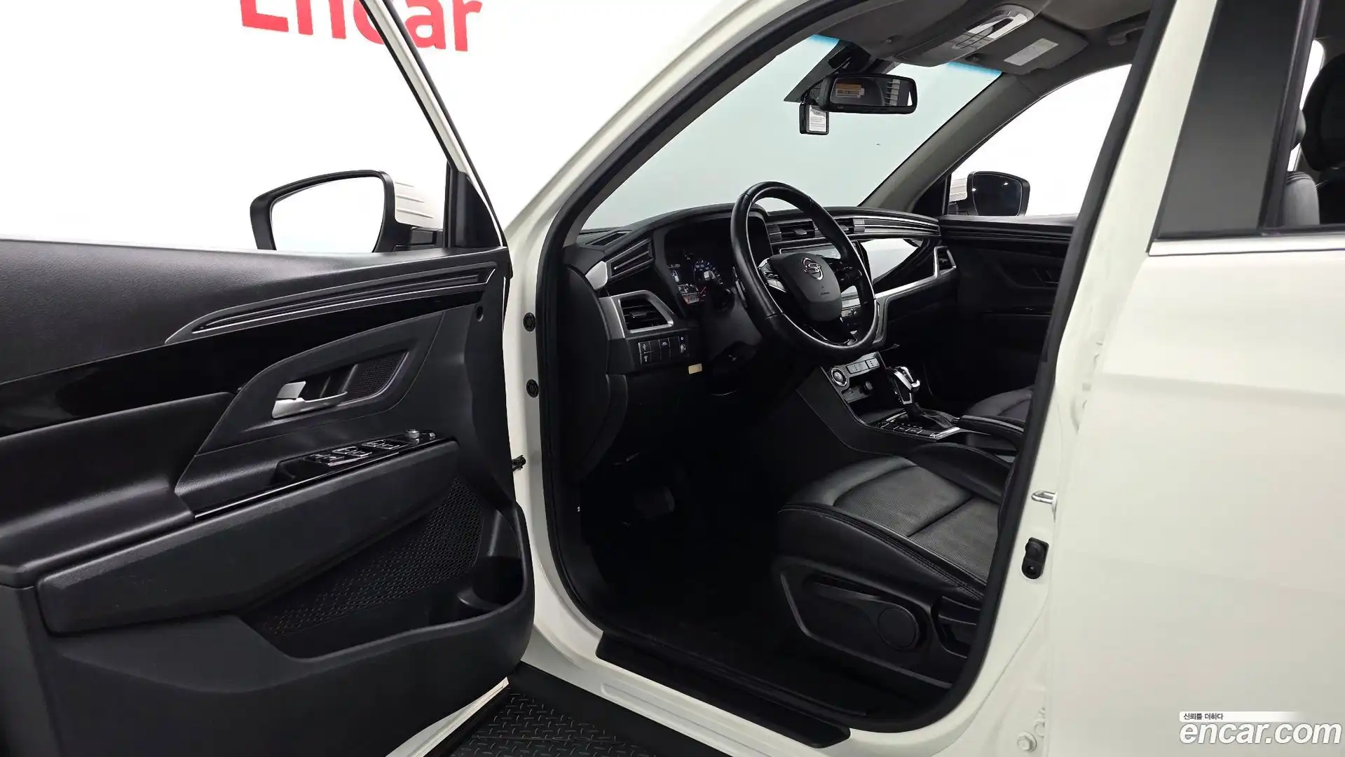 KORANDO KG Mobility 2020.6-INNER-010