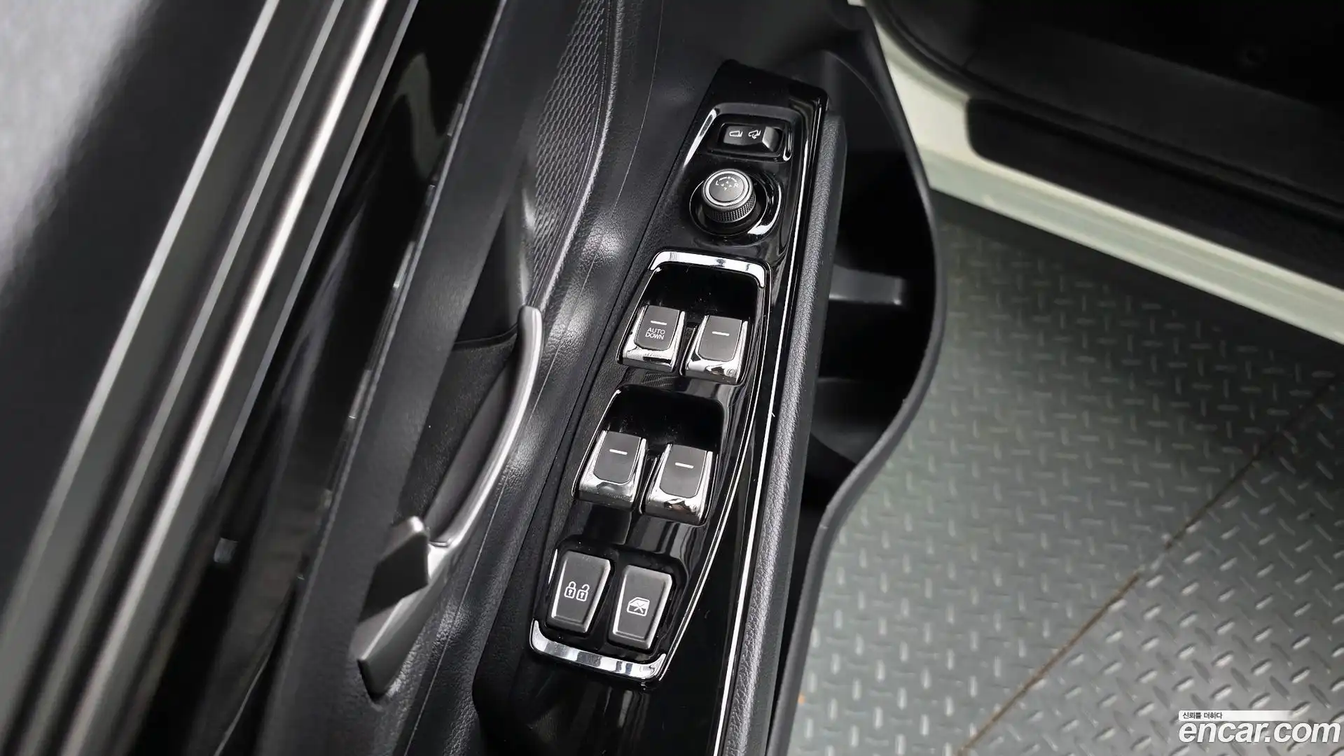 KORANDO KG Mobility 2020.6-OPTION-021