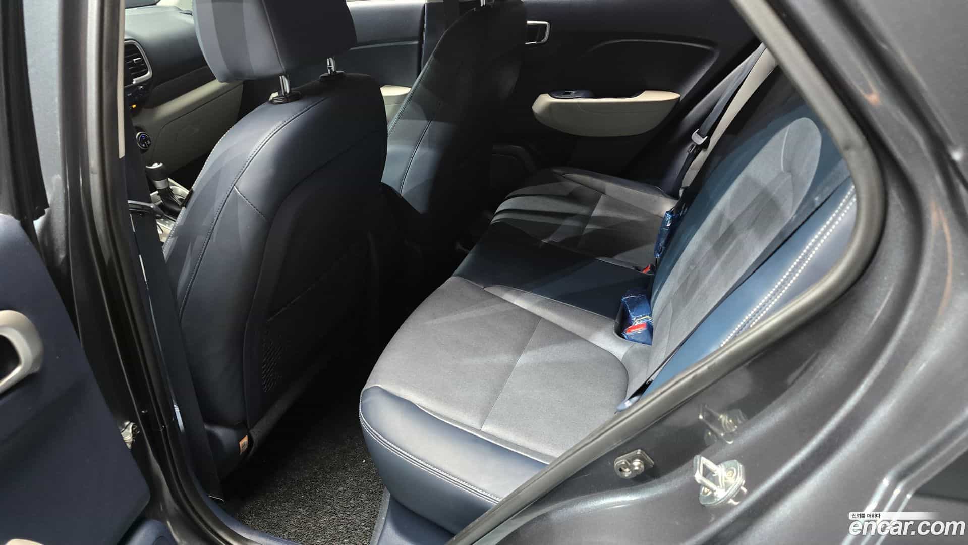 Venue Hyundai 2019.10-OPTION-016