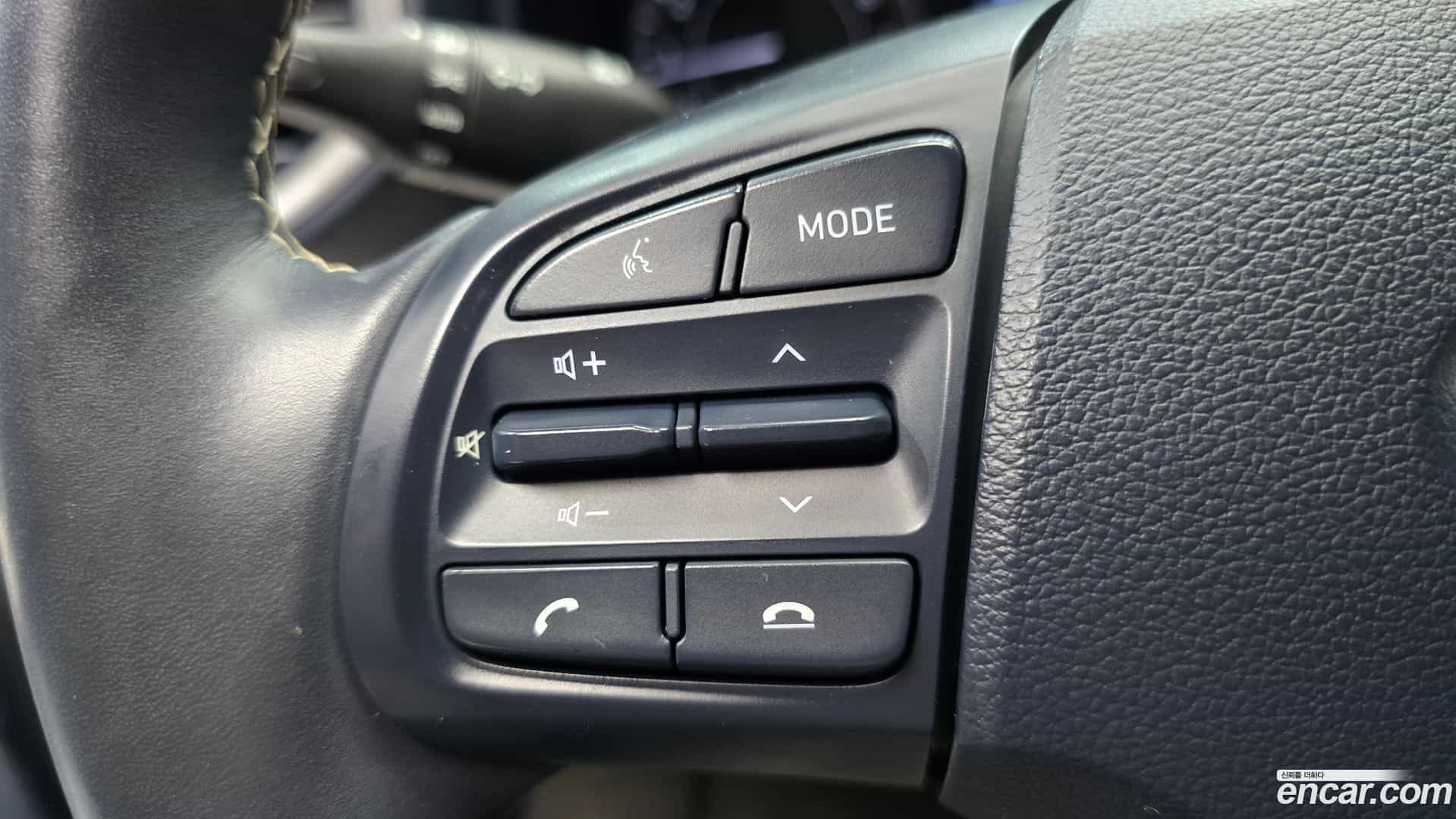 Venue Hyundai 2019.10-OPTION-020