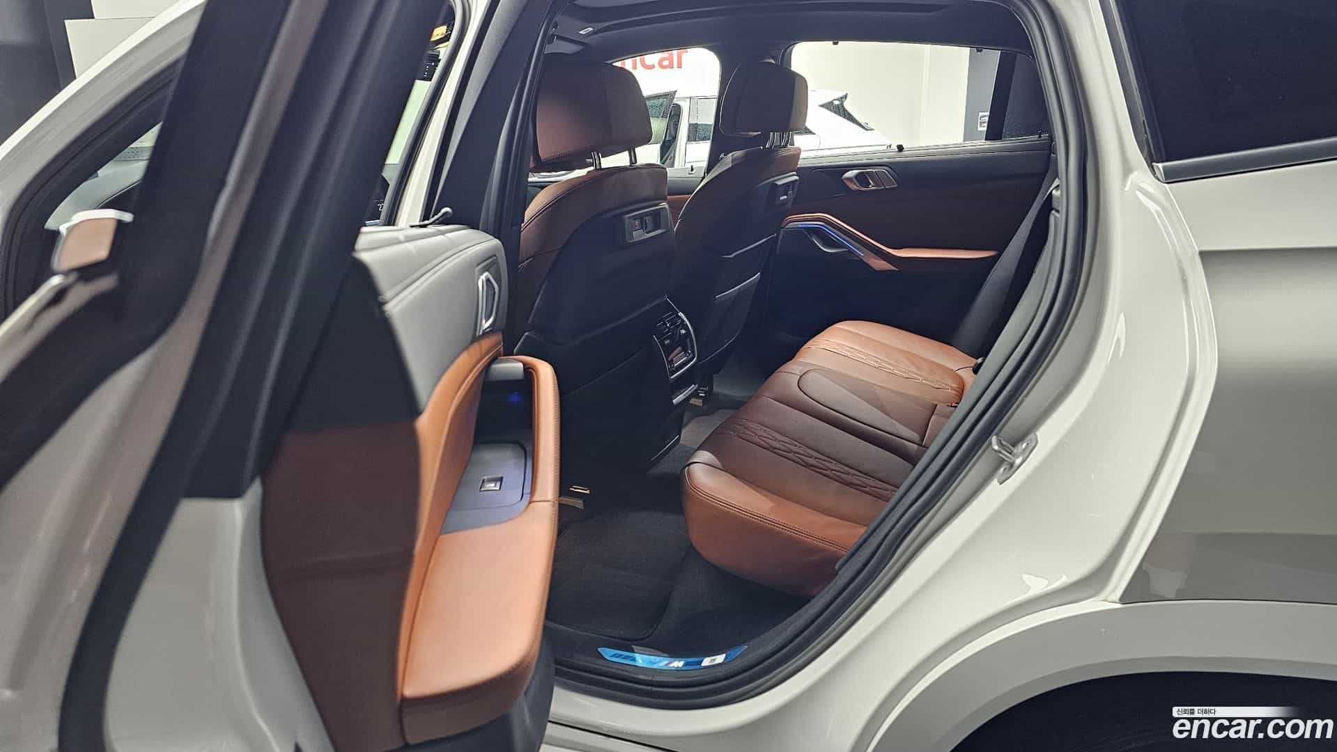 X6 BMW 2022.5-INNER-036