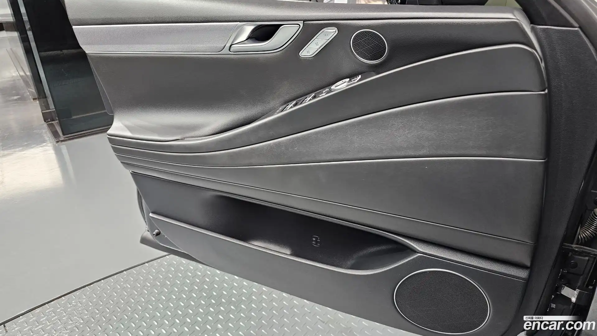 G80 Genesis 2020.7-INNER-034