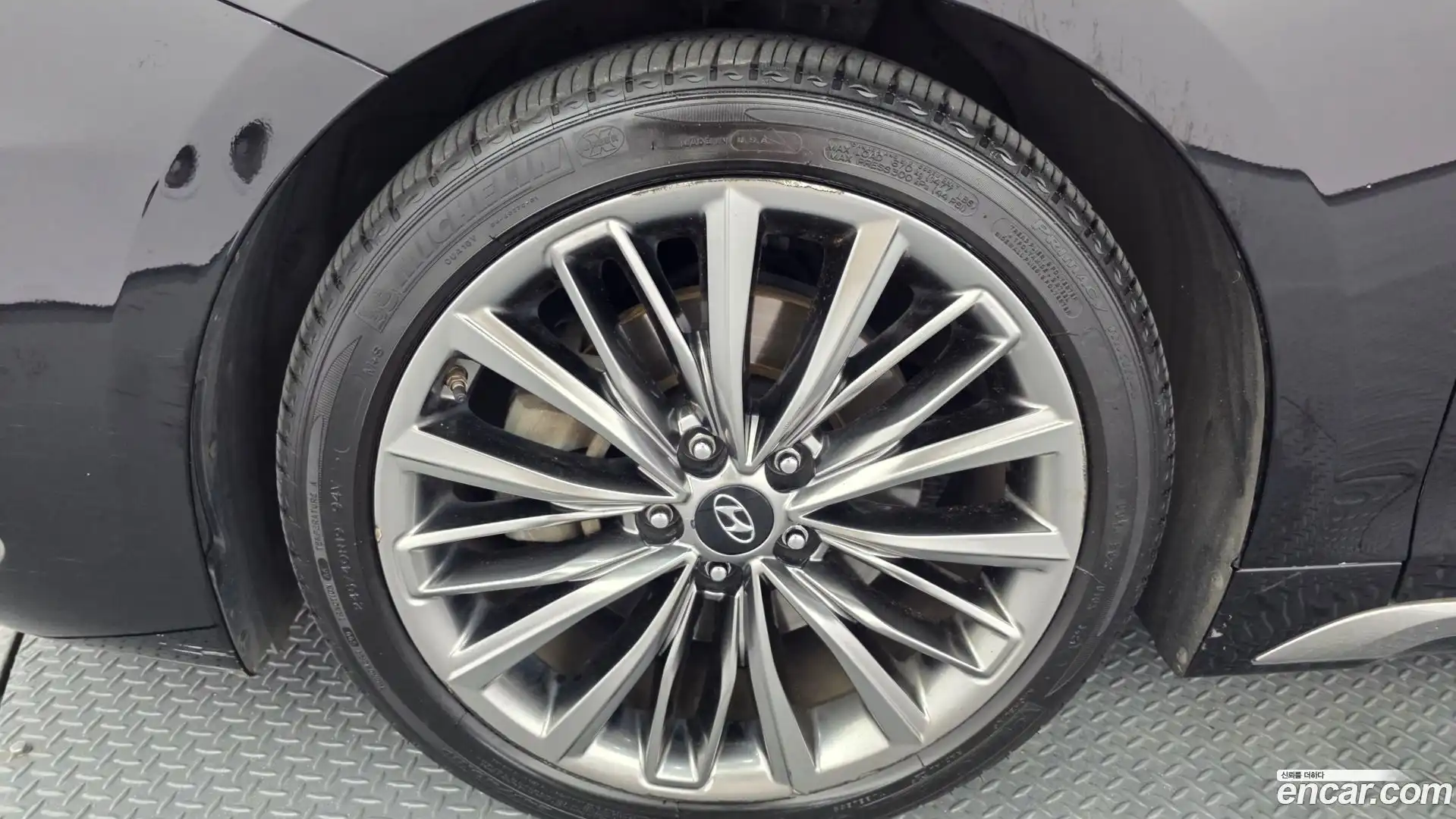 Grandeur Hyundai 2017.2-OUTER-005