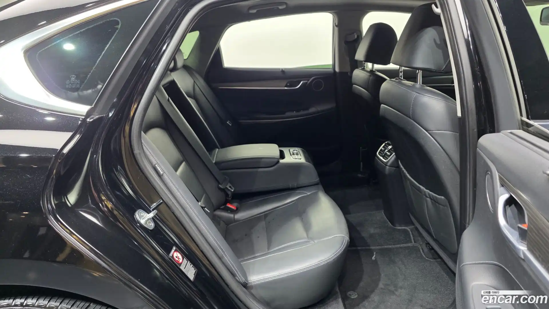 Grandeur Hyundai 2017.2-OPTION-016