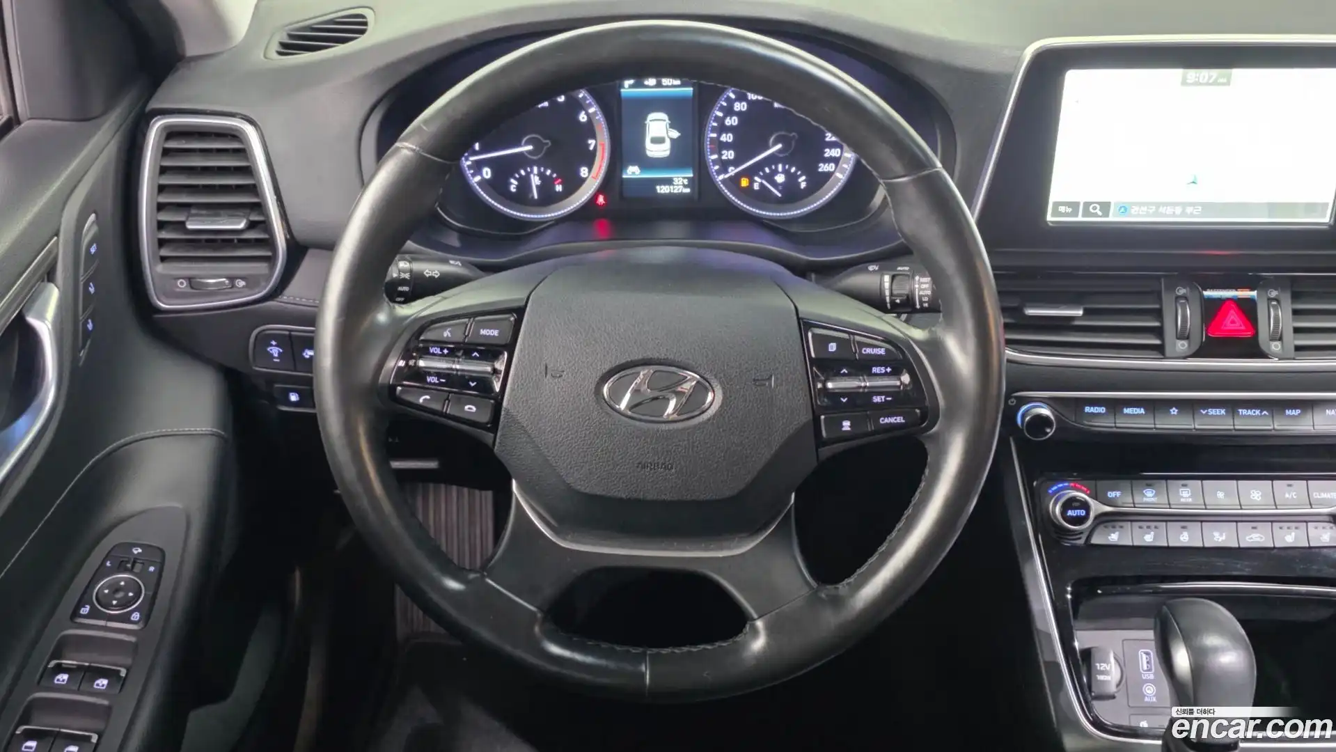 Grandeur Hyundai 2017.2-OPTION-017
