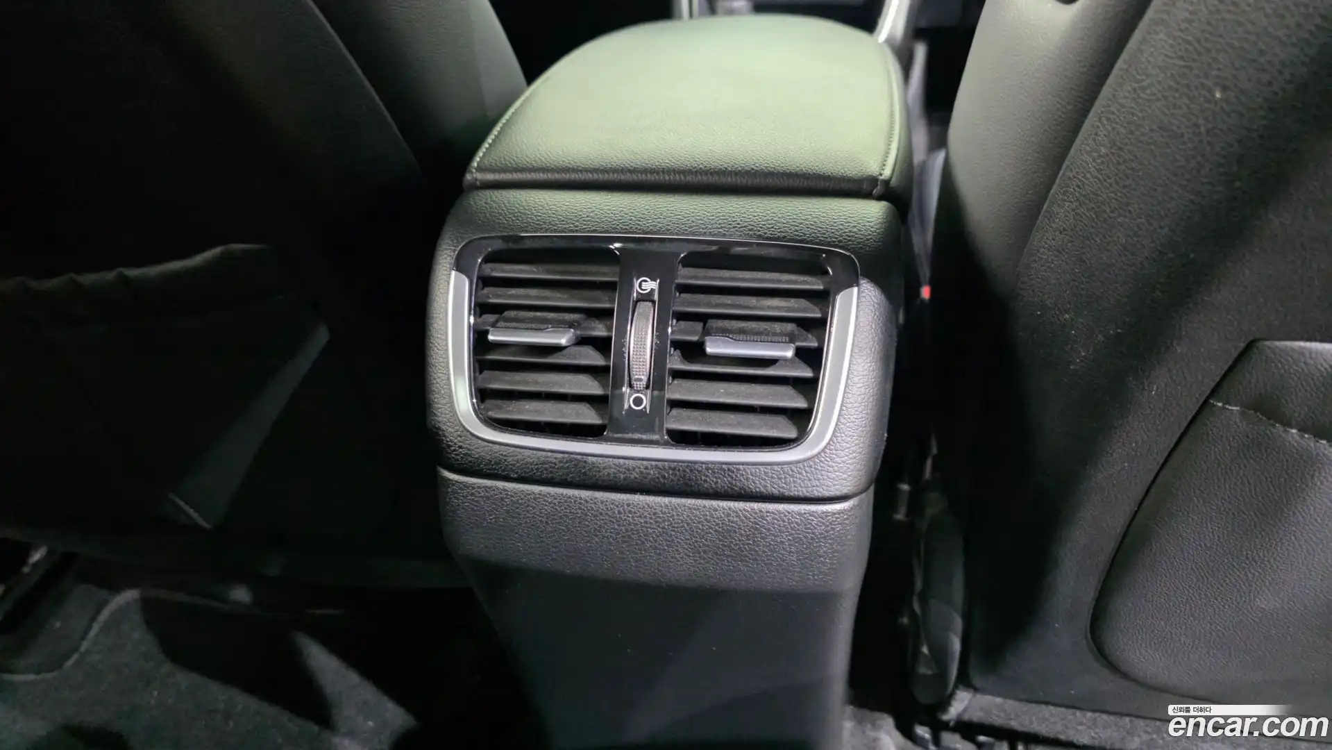 Grandeur Hyundai 2017.2-OPTION-047