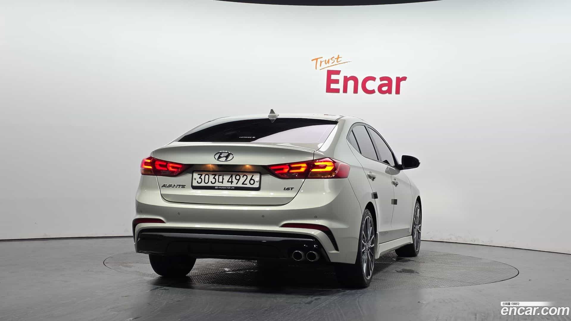 AVANTE Hyundai 2017.9-OUTER-004