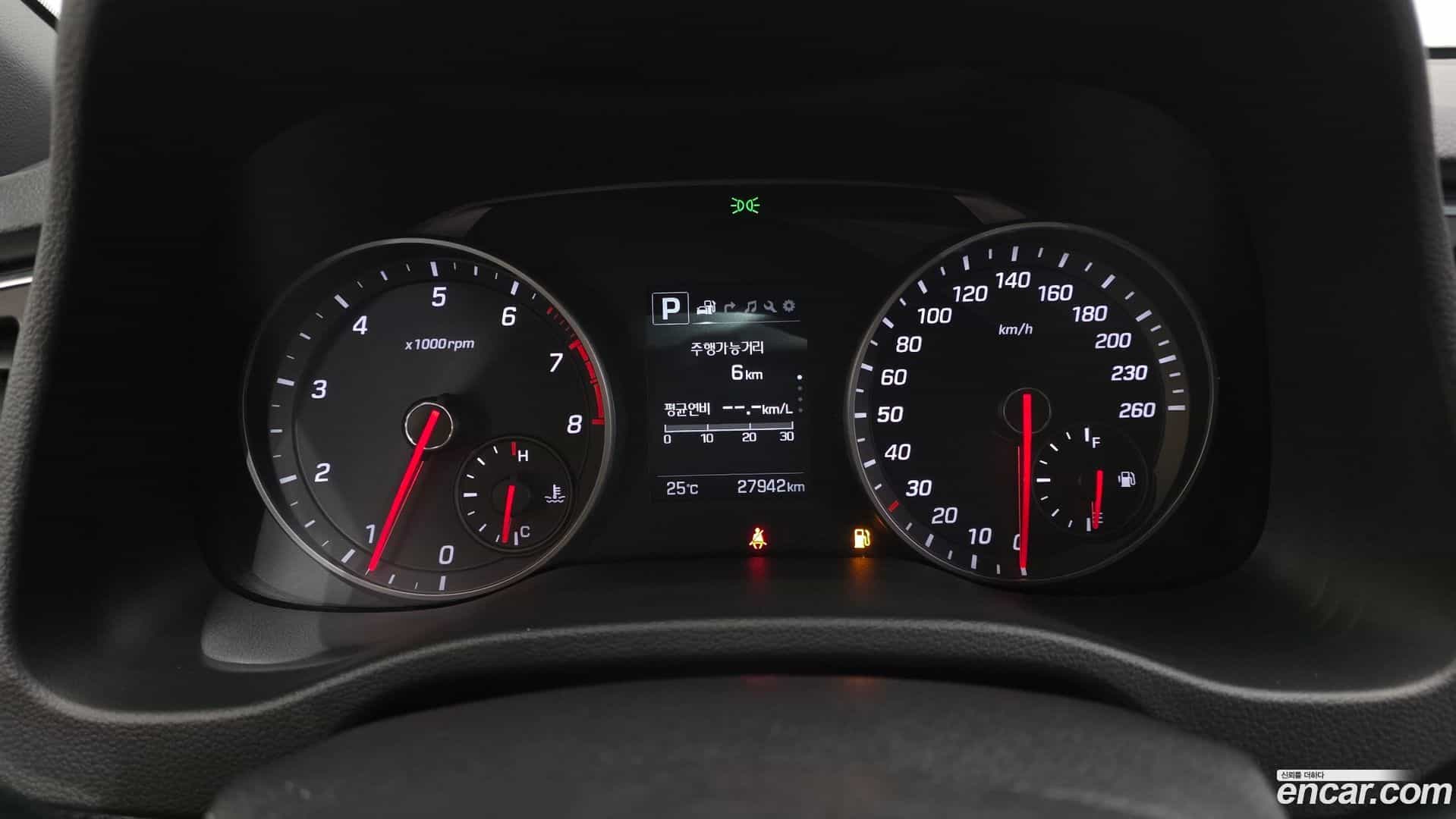 AVANTE Hyundai 2017.9-INNER-008