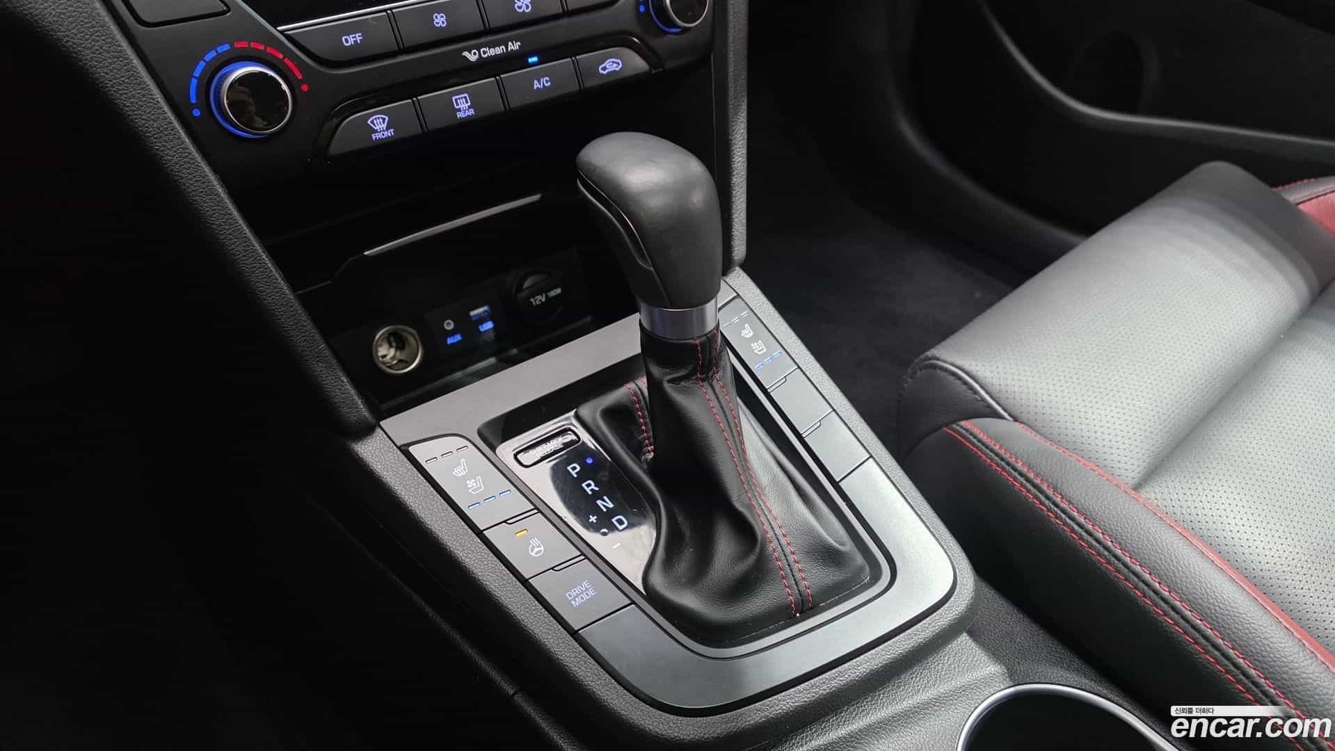 AVANTE Hyundai 2017.9-INNER-009