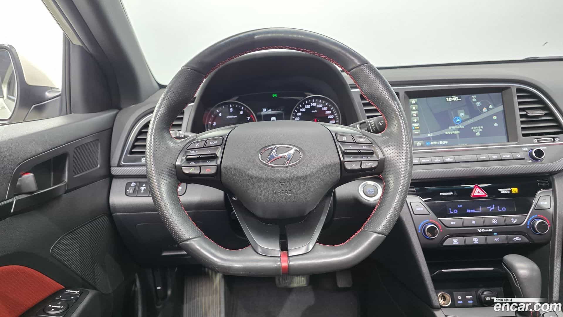 AVANTE Hyundai 2017.9-OPTION-019