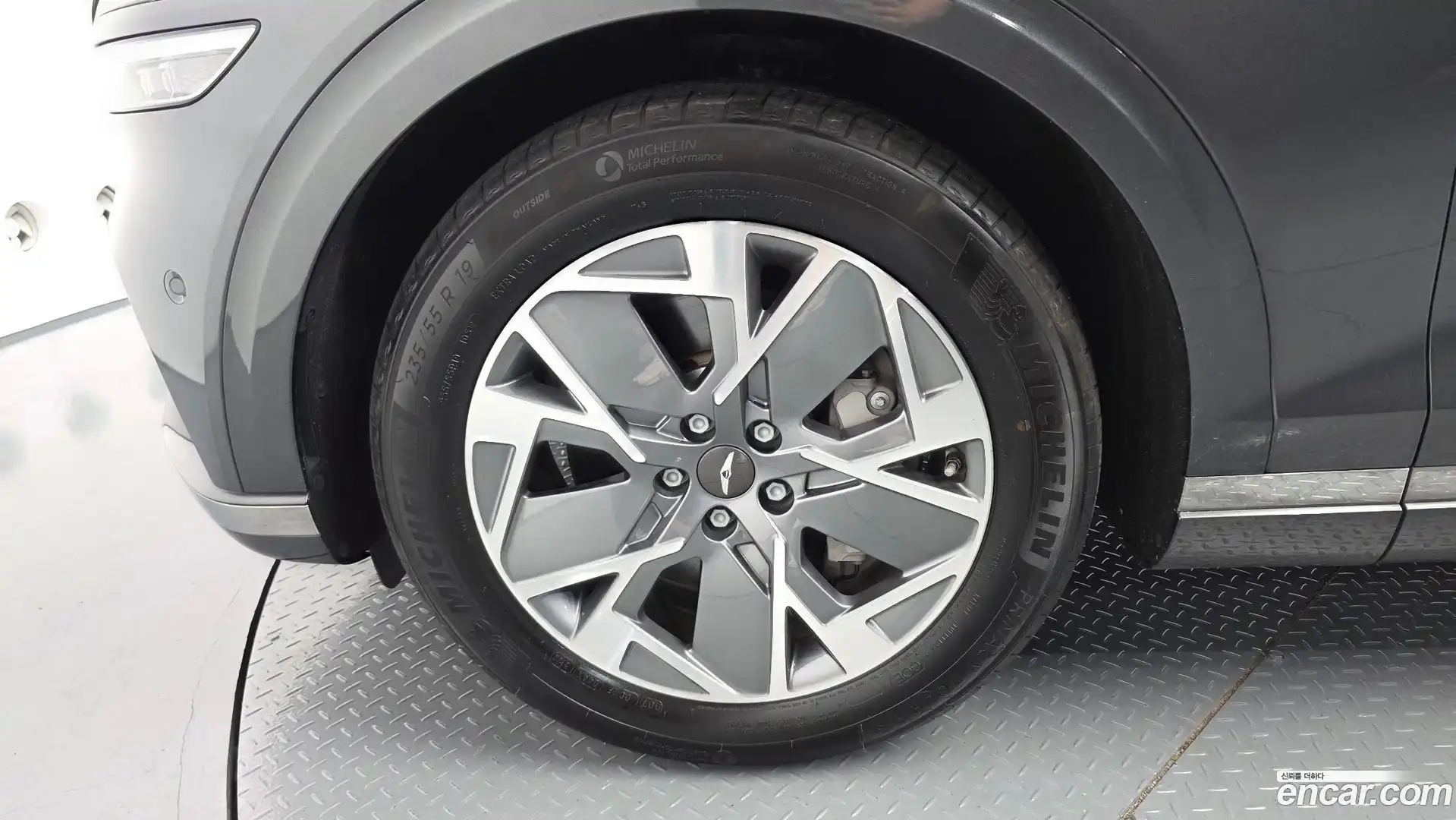 GV70 Genesis 2022.11-OUTER-005