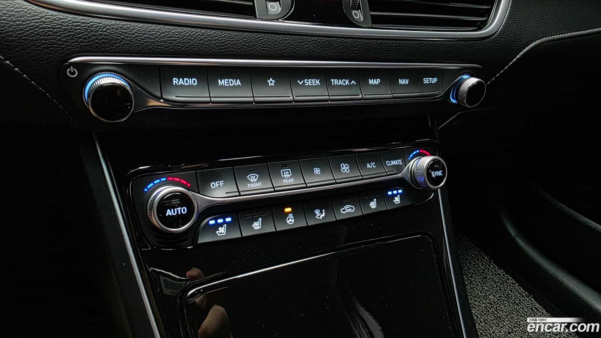 Grandeur Hyundai 2019.10-OPTION-020