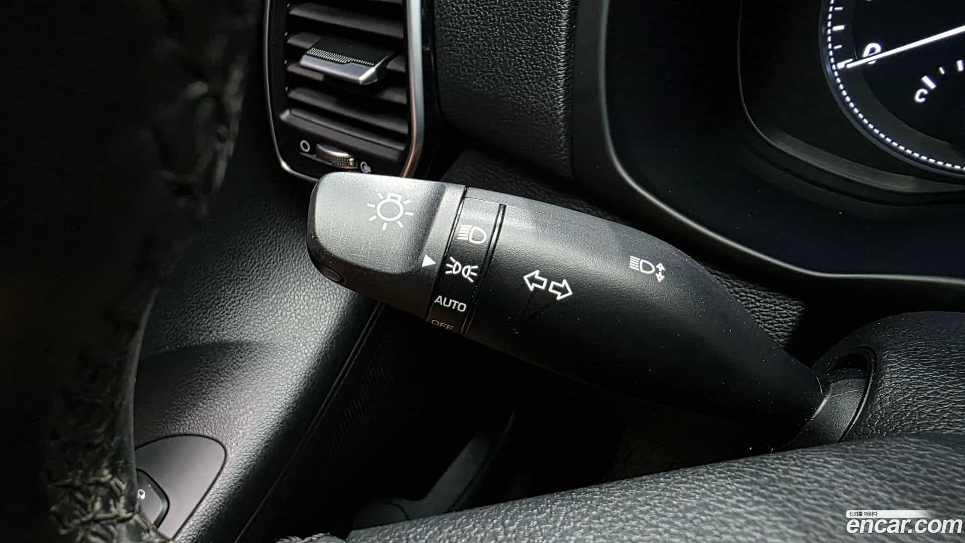 Grandeur Hyundai 2019.10-OPTION-042