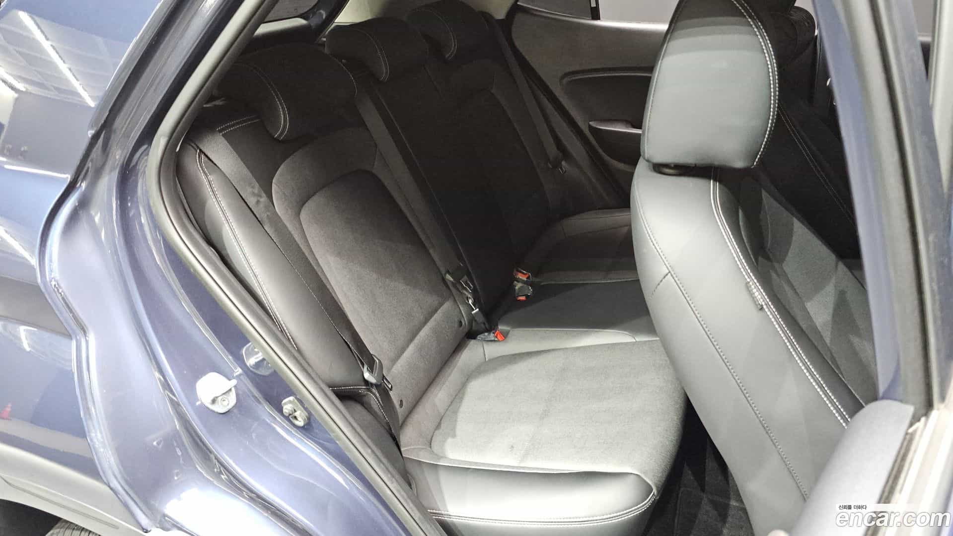 Venue Hyundai 2020.3-OPTION-015